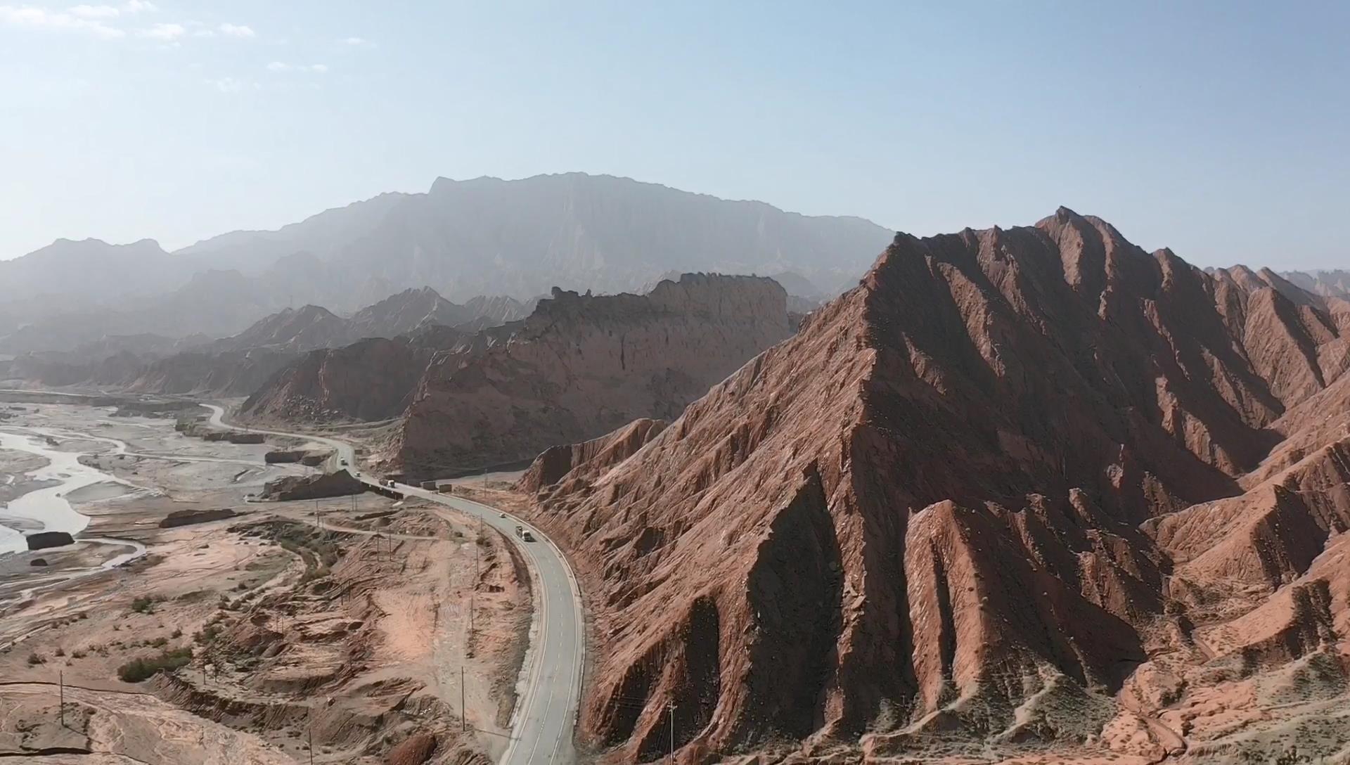 伊寧旅游跟團十八天游多少錢_伊寧旅游跟團十八天游多少錢一天