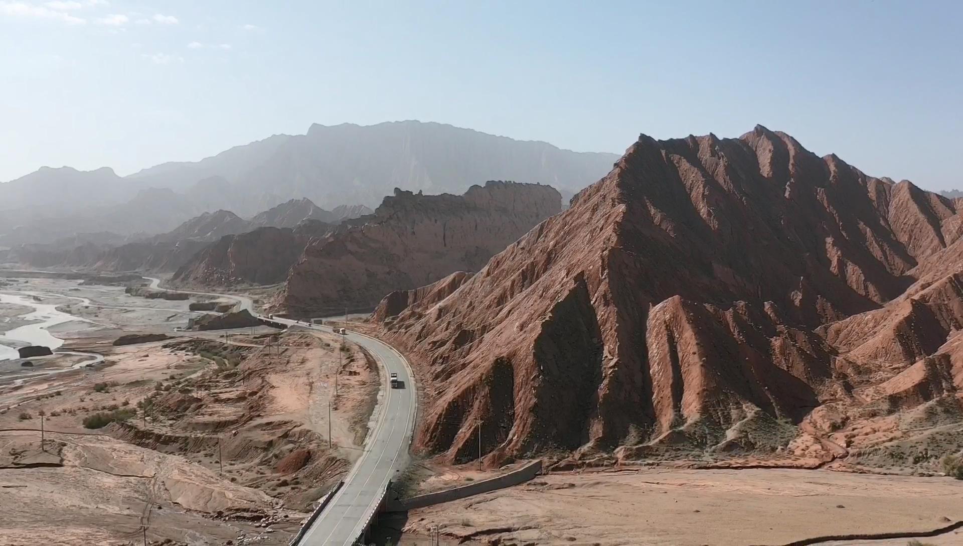 十一賽里木湖旅游跟團_十一賽里木湖景色怎樣