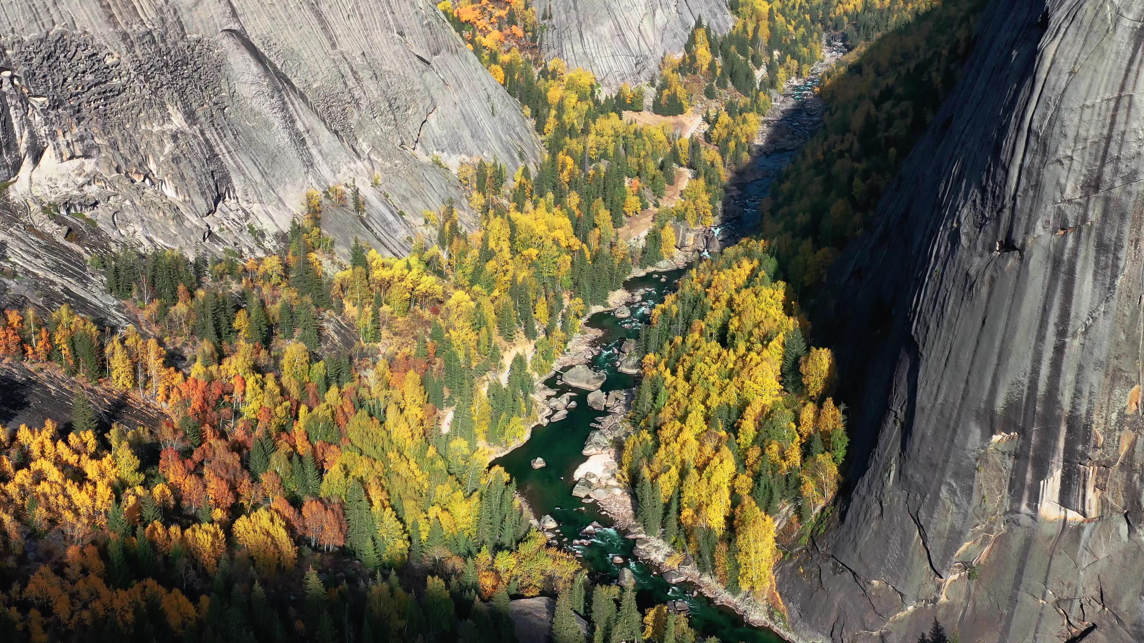 四月份喀什跟團旅游多少錢_四月份喀什跟團旅游多少錢一天