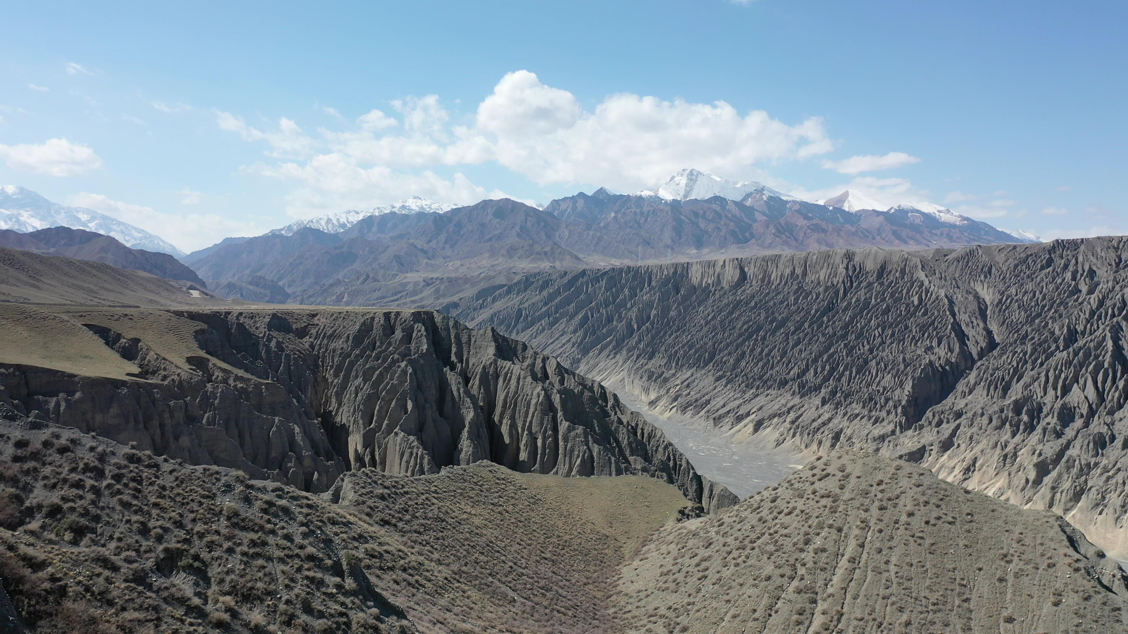 旅游團伊犁旅游多少錢_旅游團伊犁旅游多少錢一天