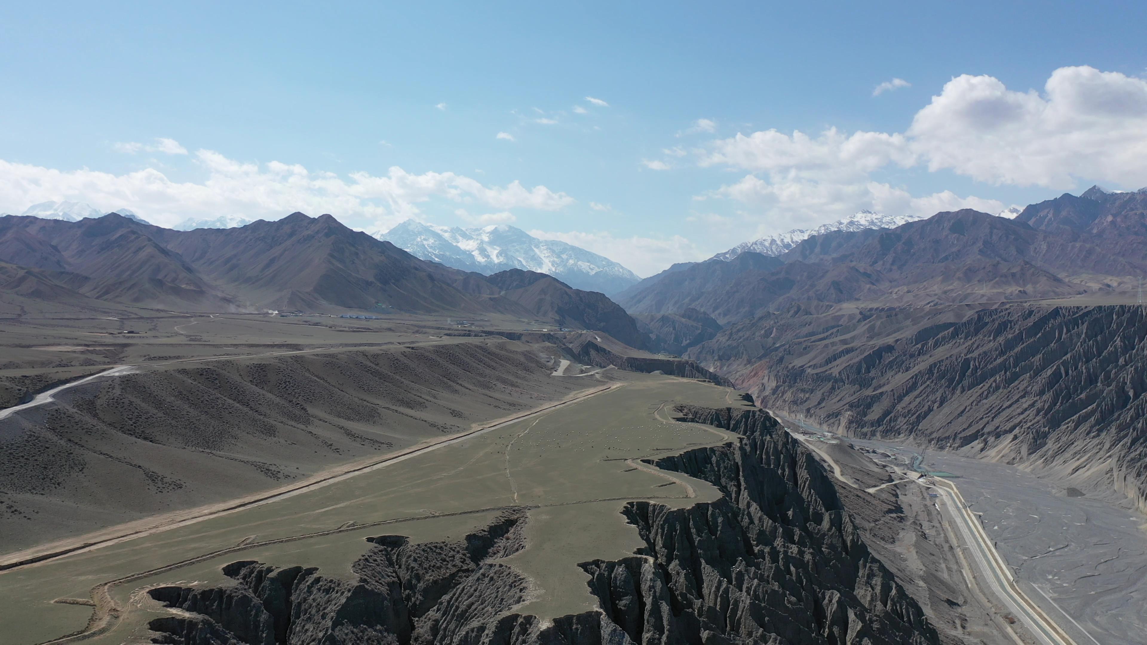 跟團旅游到新疆北疆價格_跟團到新疆多少錢