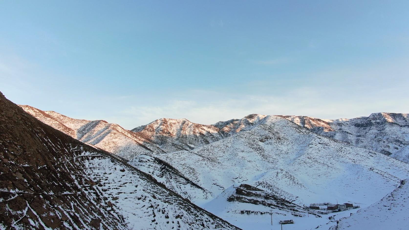 一月去伊犁旅游團_一月去伊犁旅游團多少錢