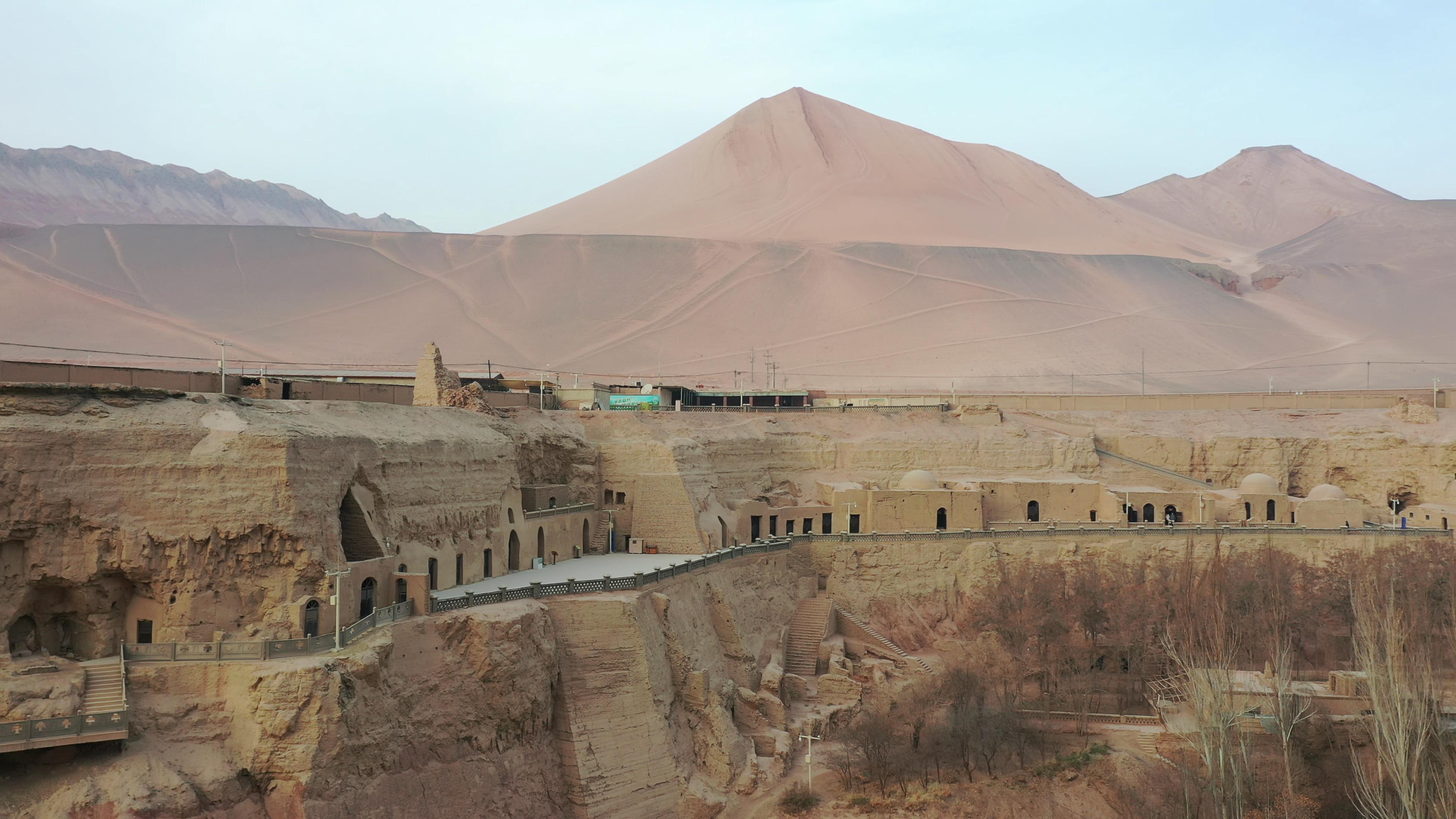 跟團去伊犁旅行費用_跟團去伊犁旅行費用多少