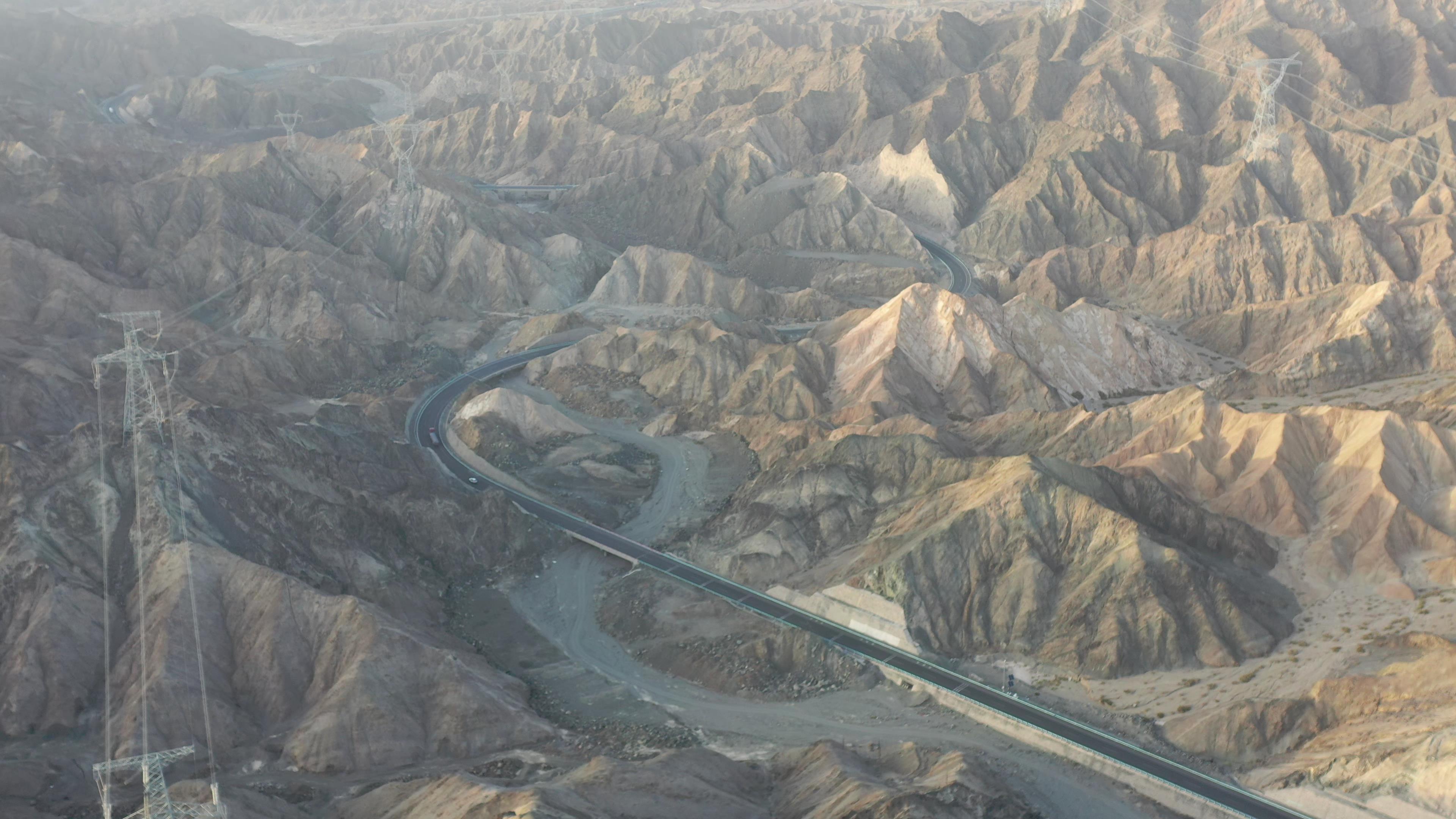 伊犁去跟團旅游價格_伊犁去跟團旅游價格多少