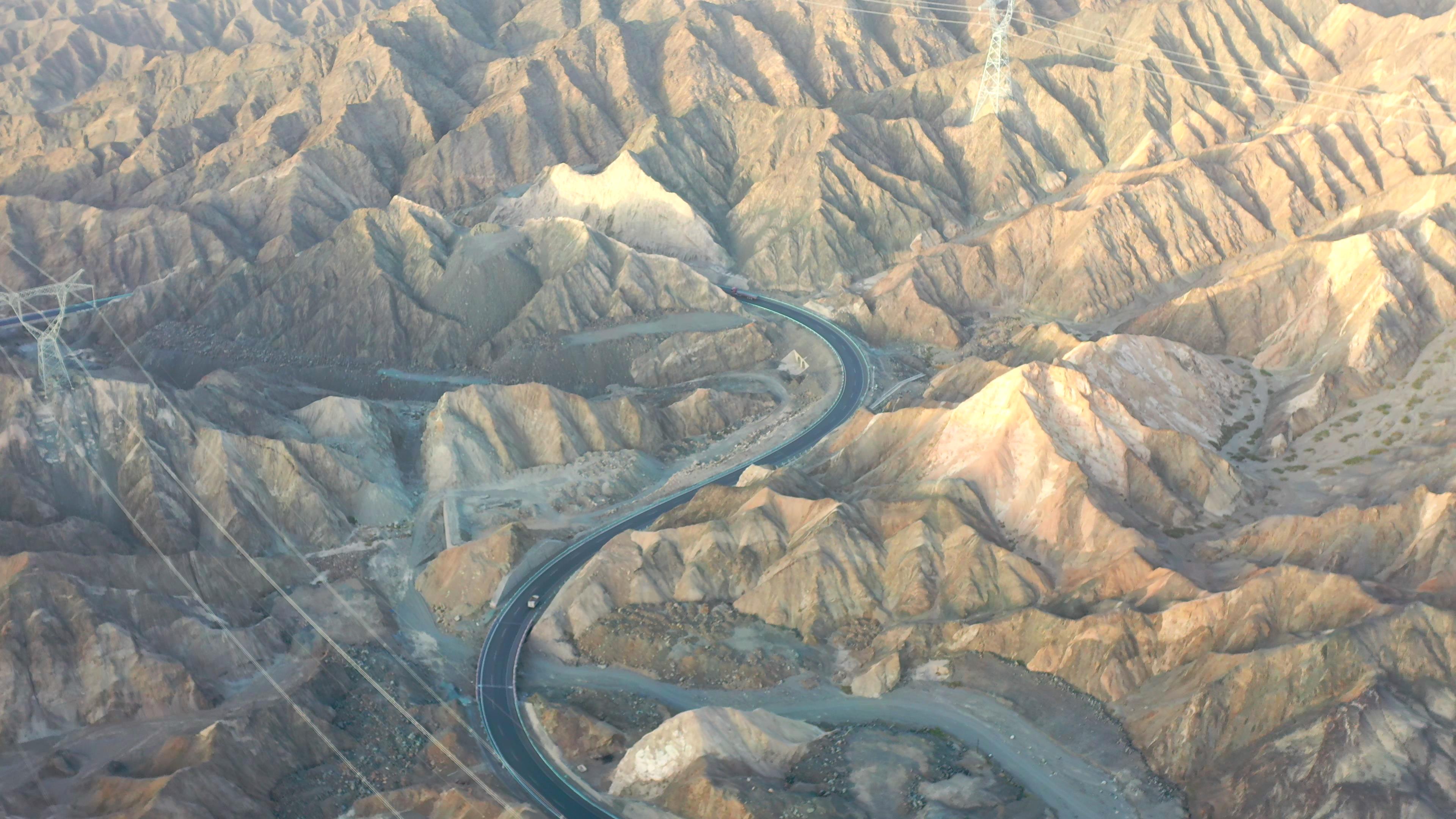 一月期間去新疆旅游_一月期間去新疆旅游安全嗎