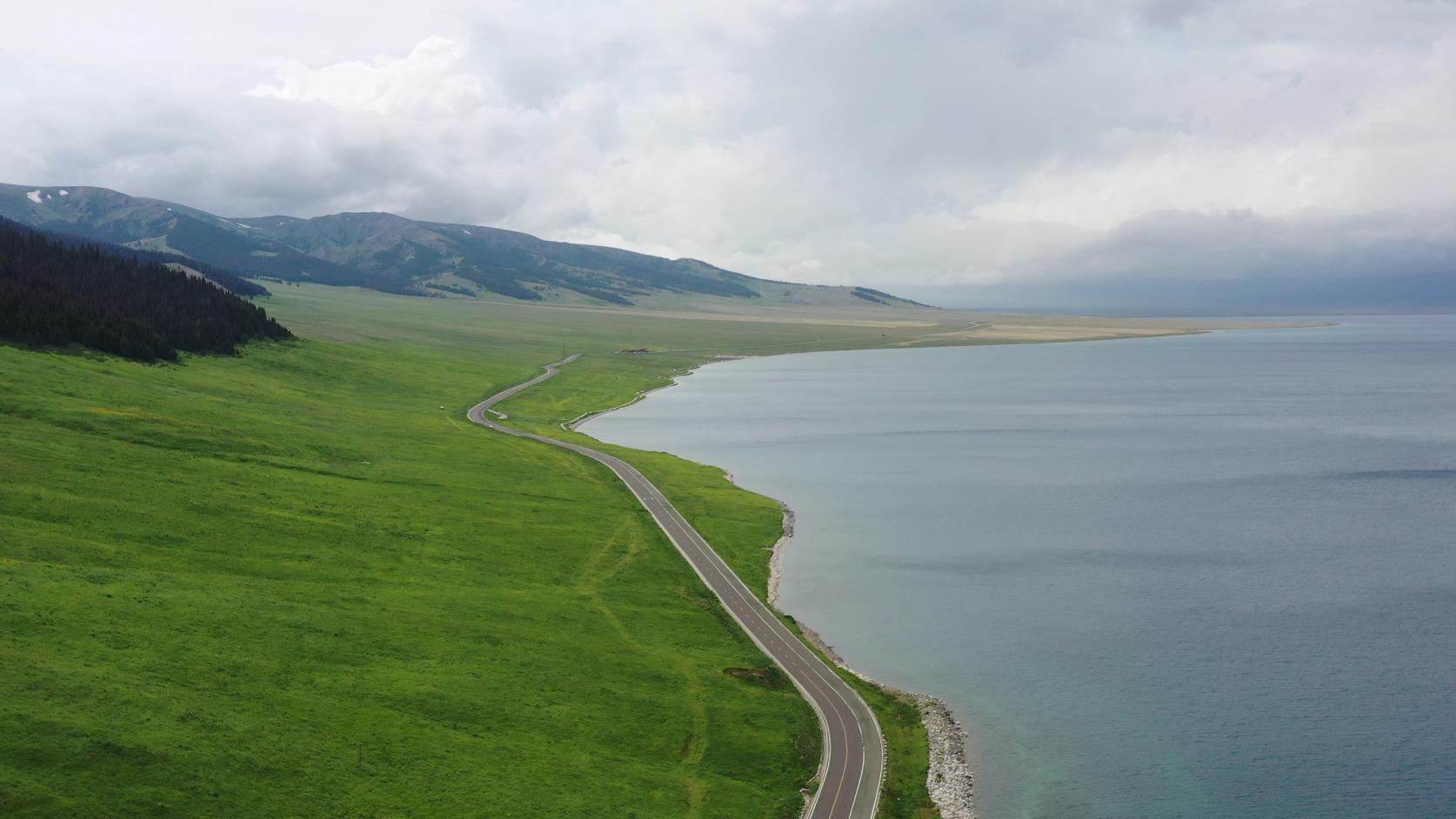 賽里木湖旅游小團報價_賽里木湖旅行