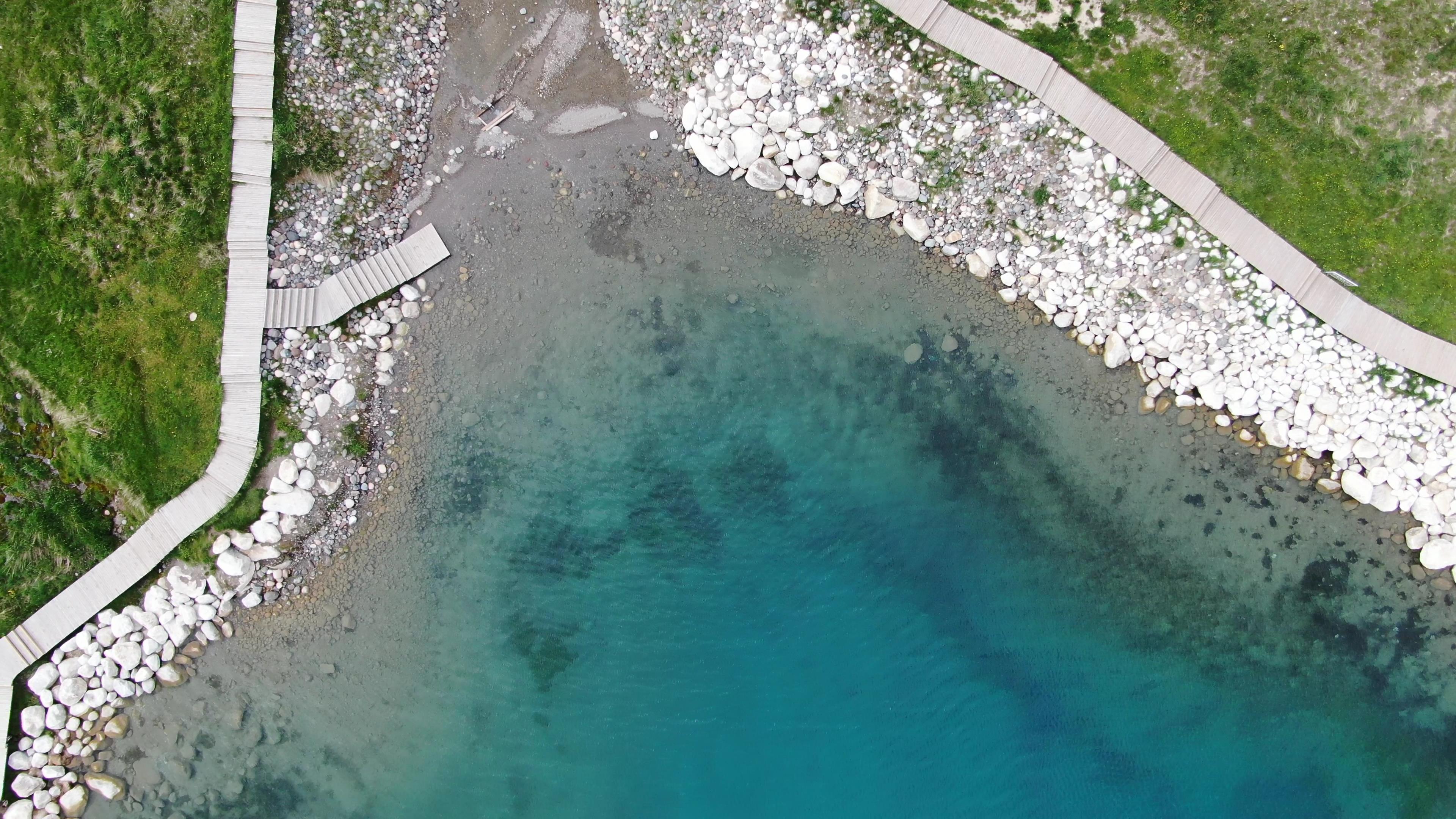 去賽里木湖六日游跟團_去賽里木湖玩住哪里