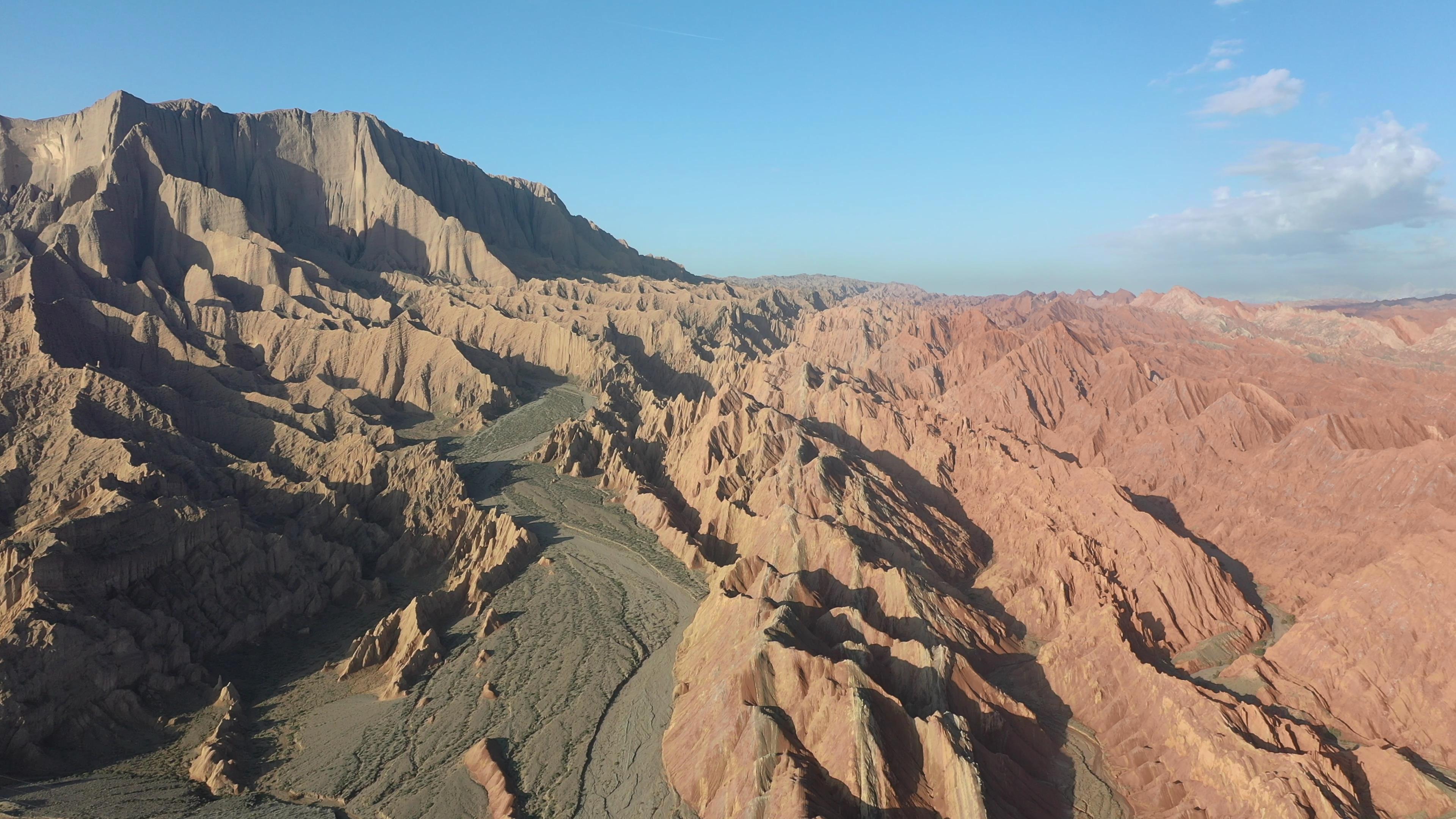 九月去新疆旅游路線費用_九月去新疆旅游路線費用多少