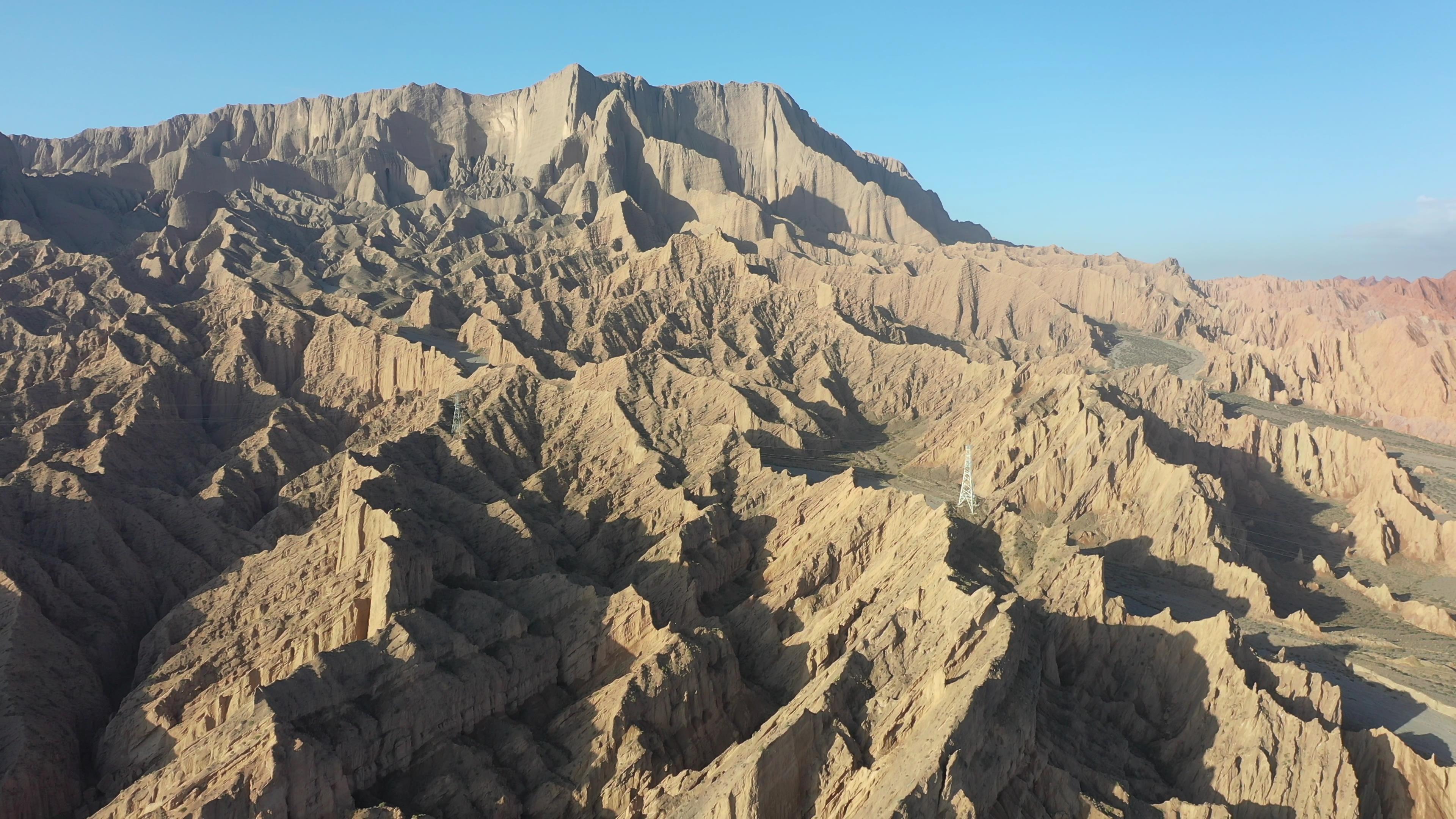 新疆旅游跟團還是自由行_新疆旅游跟團還是自由行好