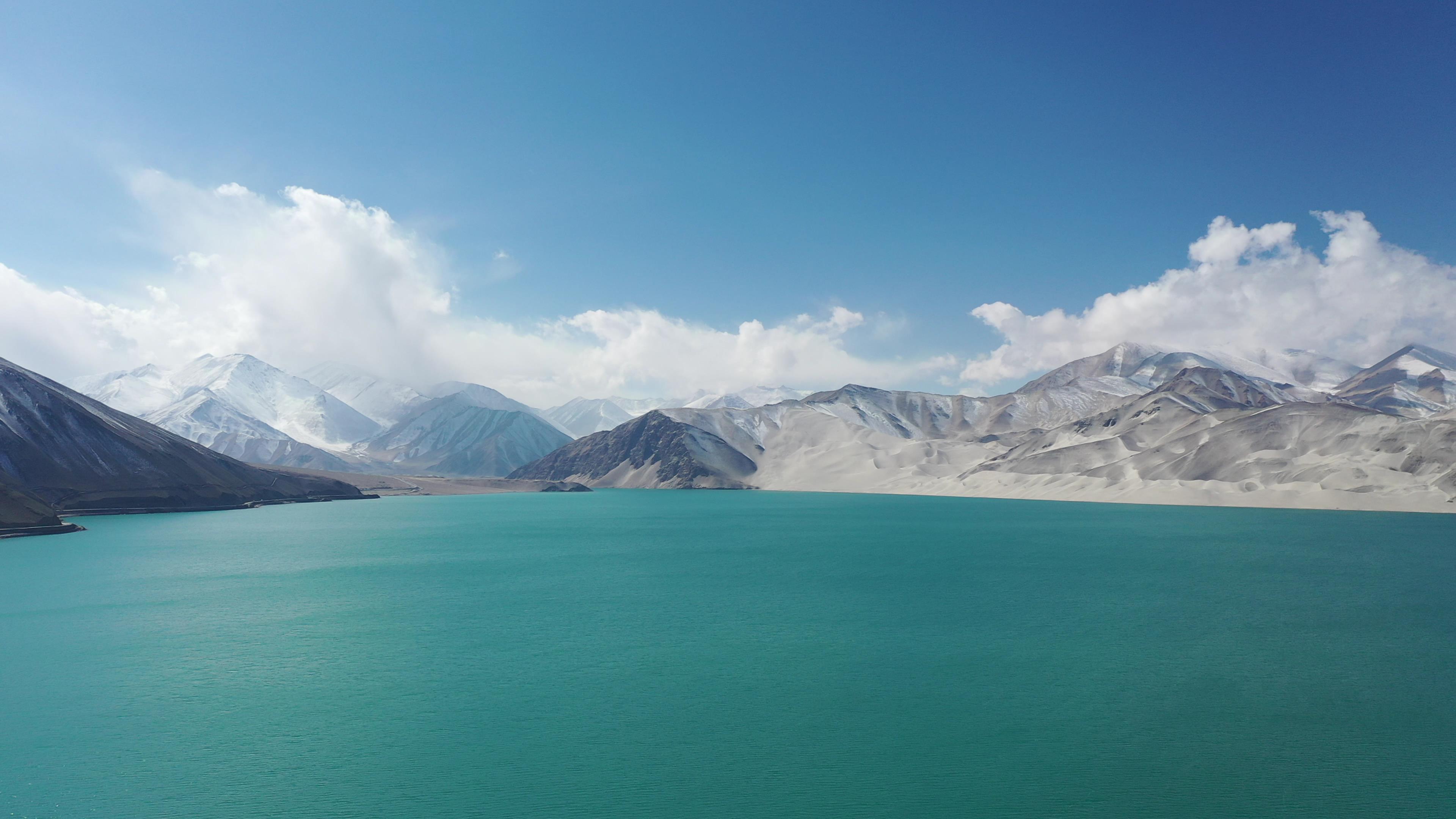 四月份賽里木湖旅游團價格_賽里木湖旅行