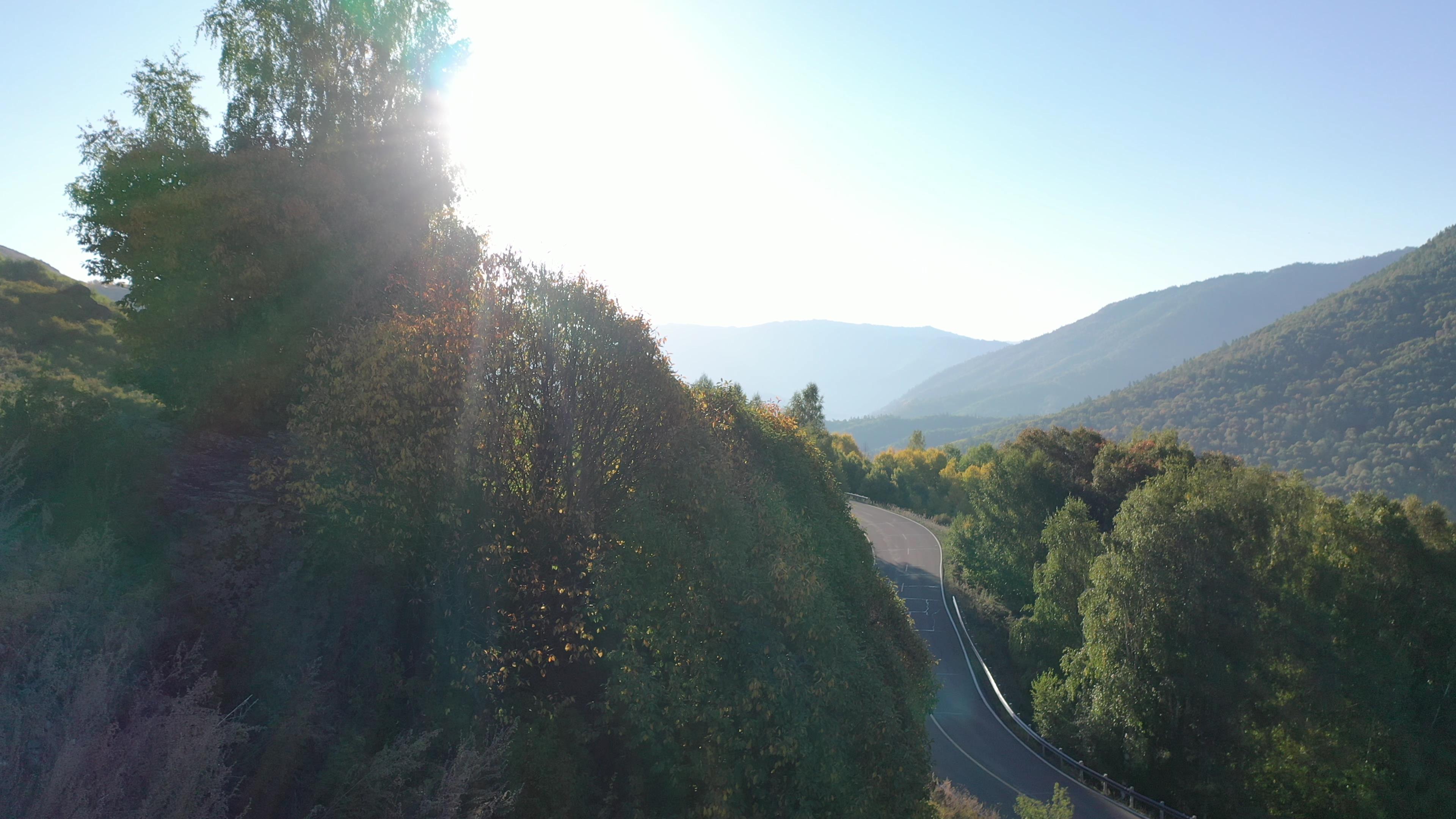 10月底到那拉提旅游_10月底到那拉提旅游多少錢