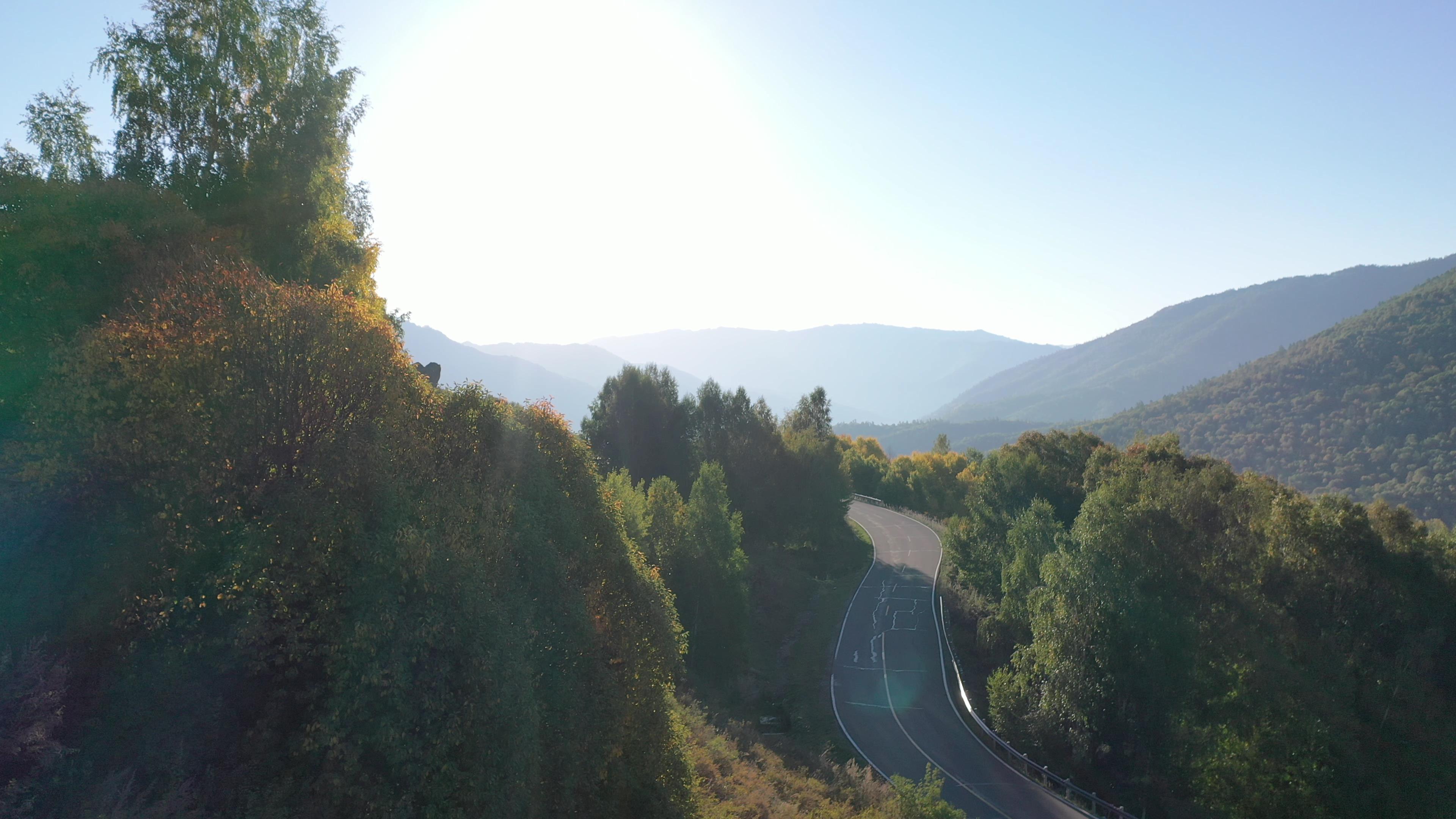 伊犁旅游七月費用_伊犁旅游七月費用多少