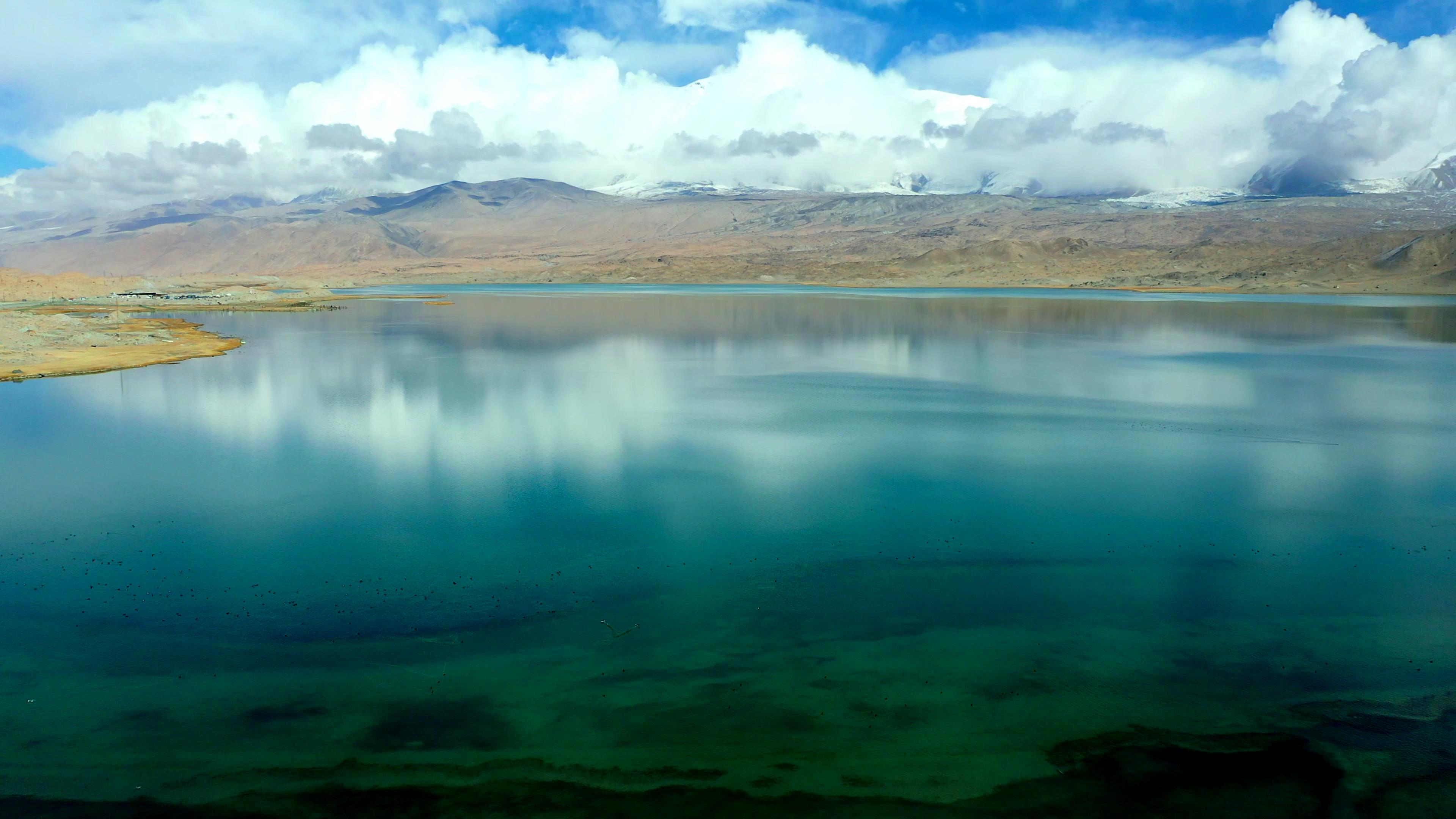 跟團賽里木湖游_賽里木湖旅游團