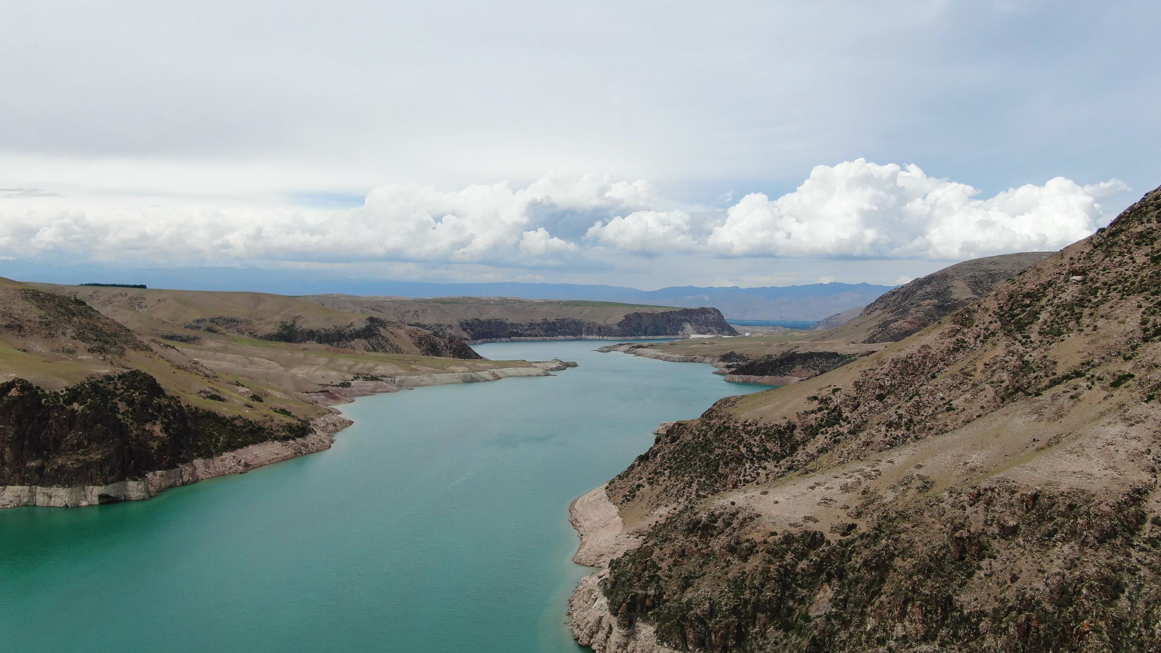 去伊犁旅游旅行團多少錢_去伊犁旅游旅行團多少錢一天