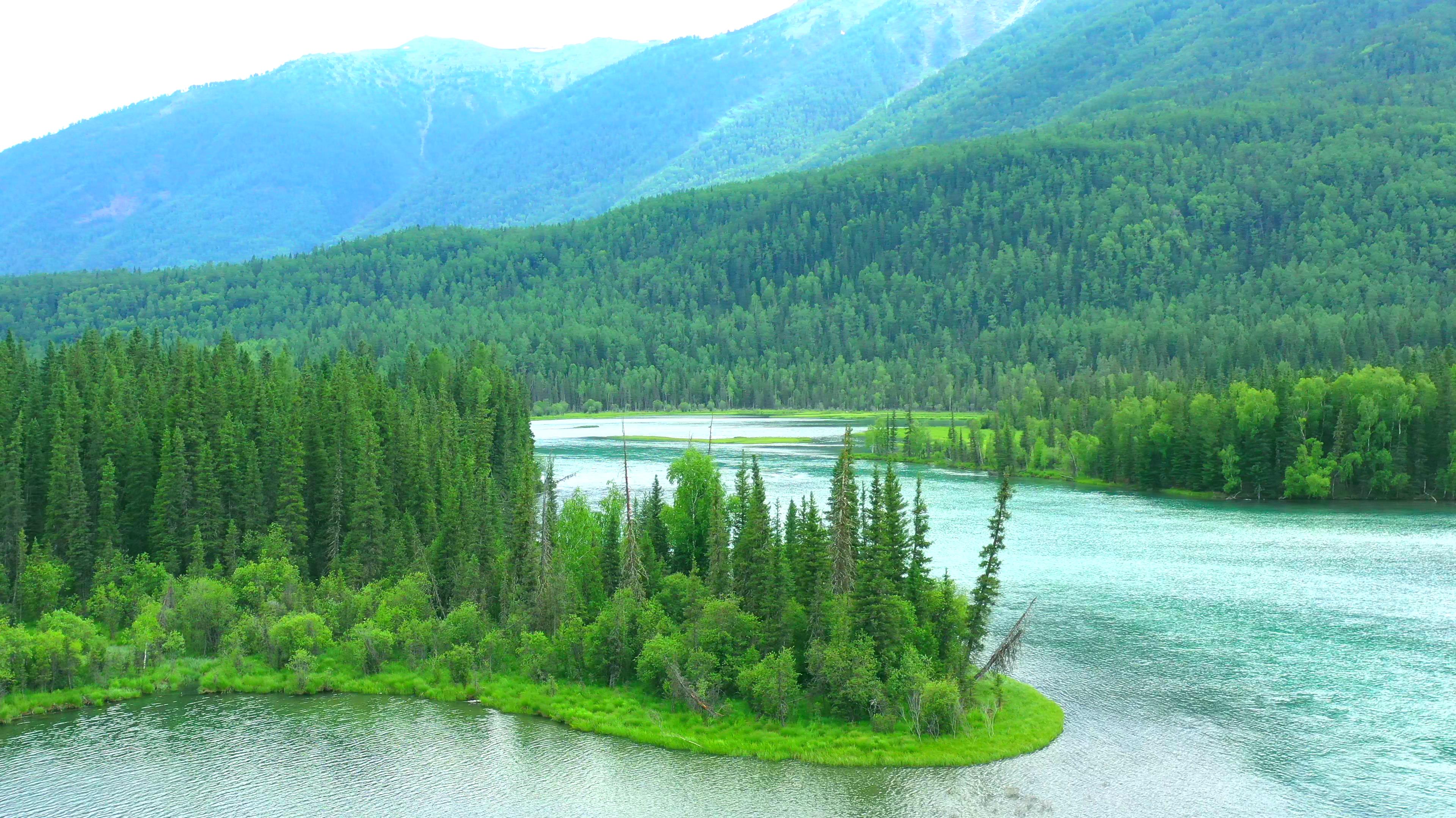 去賽里木湖的跟團旅游多少錢_游賽里木湖需要幾個小時