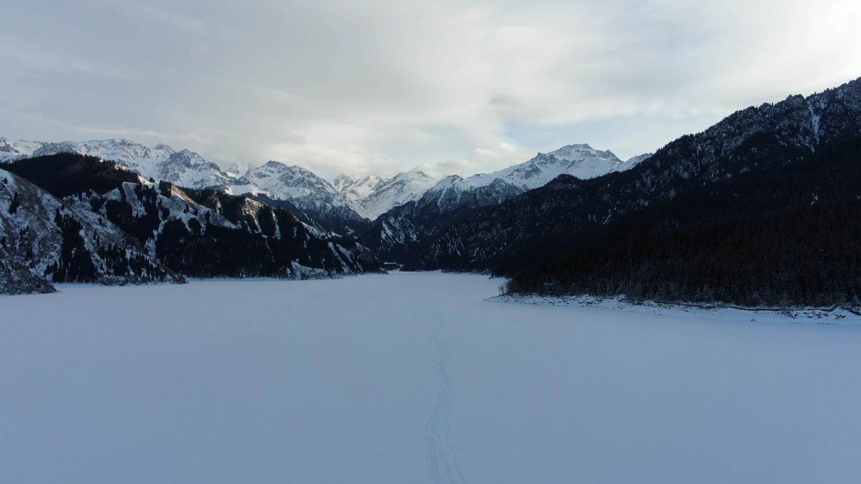 1月伊犁游費用_伊犁旅游多少錢