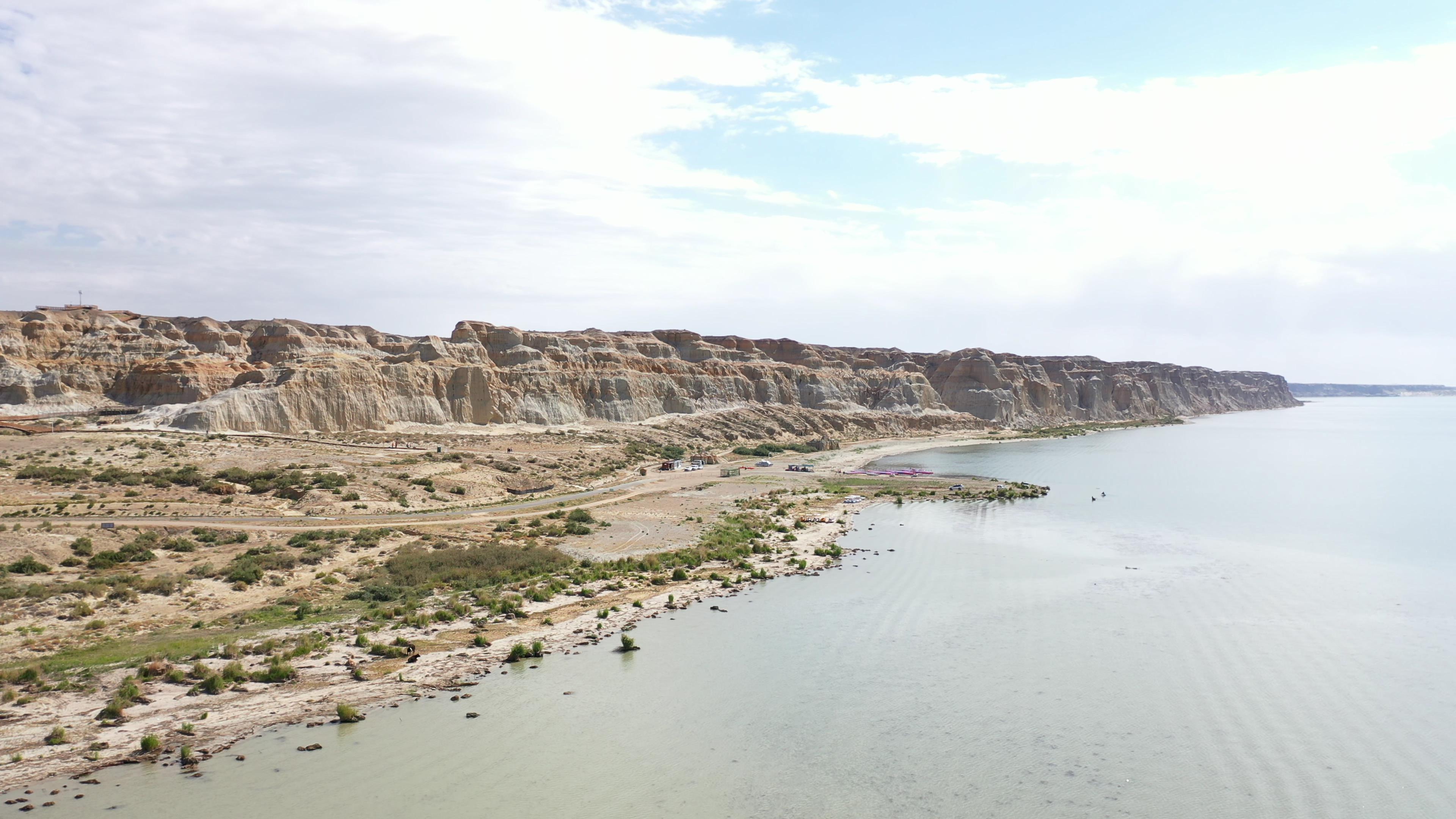 去伊犁的旅游團報價_去伊犁的旅游團報價多少