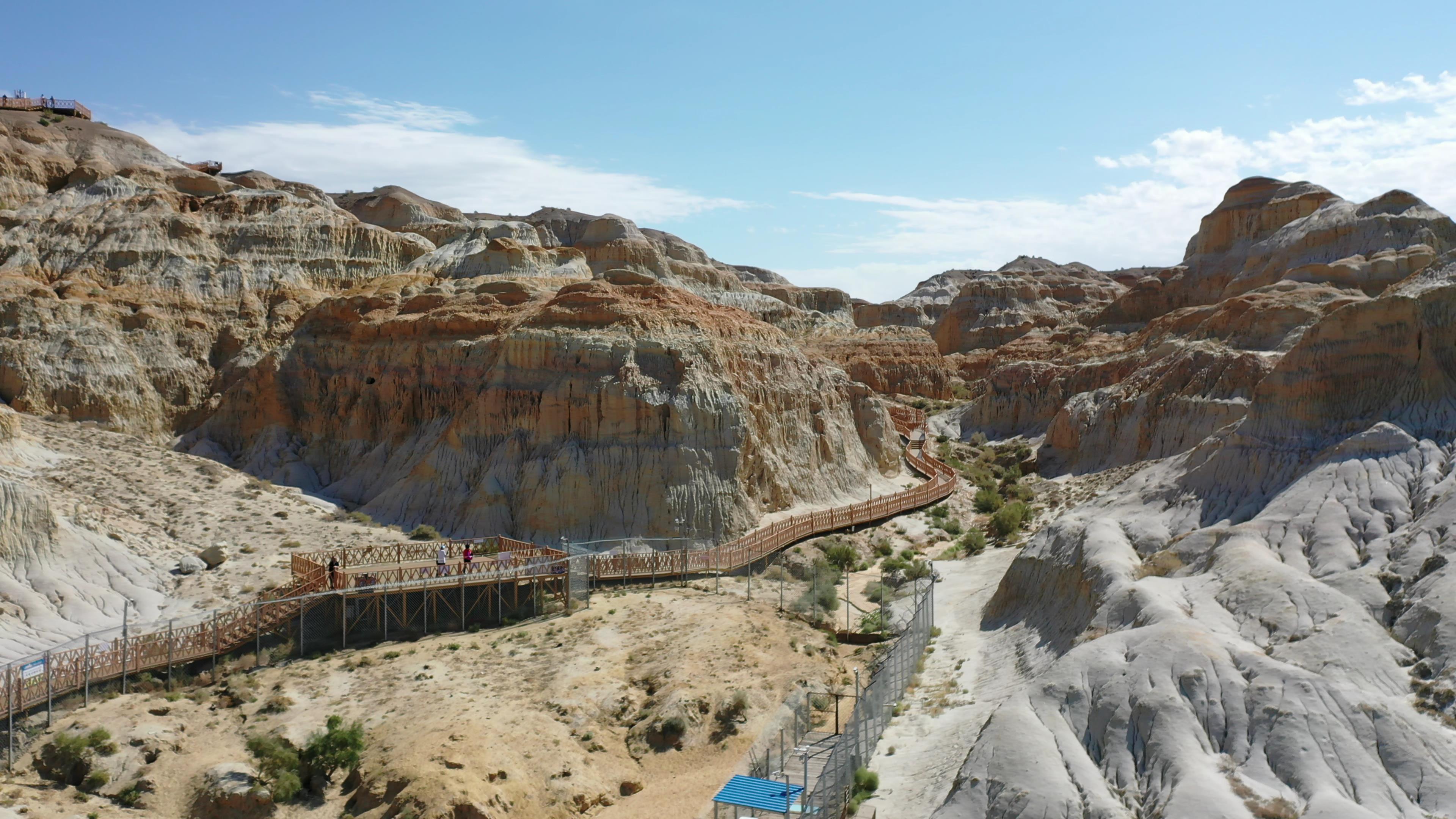 七月中旬去那拉提旅游費用_七月中旬去那拉提旅游費用多少