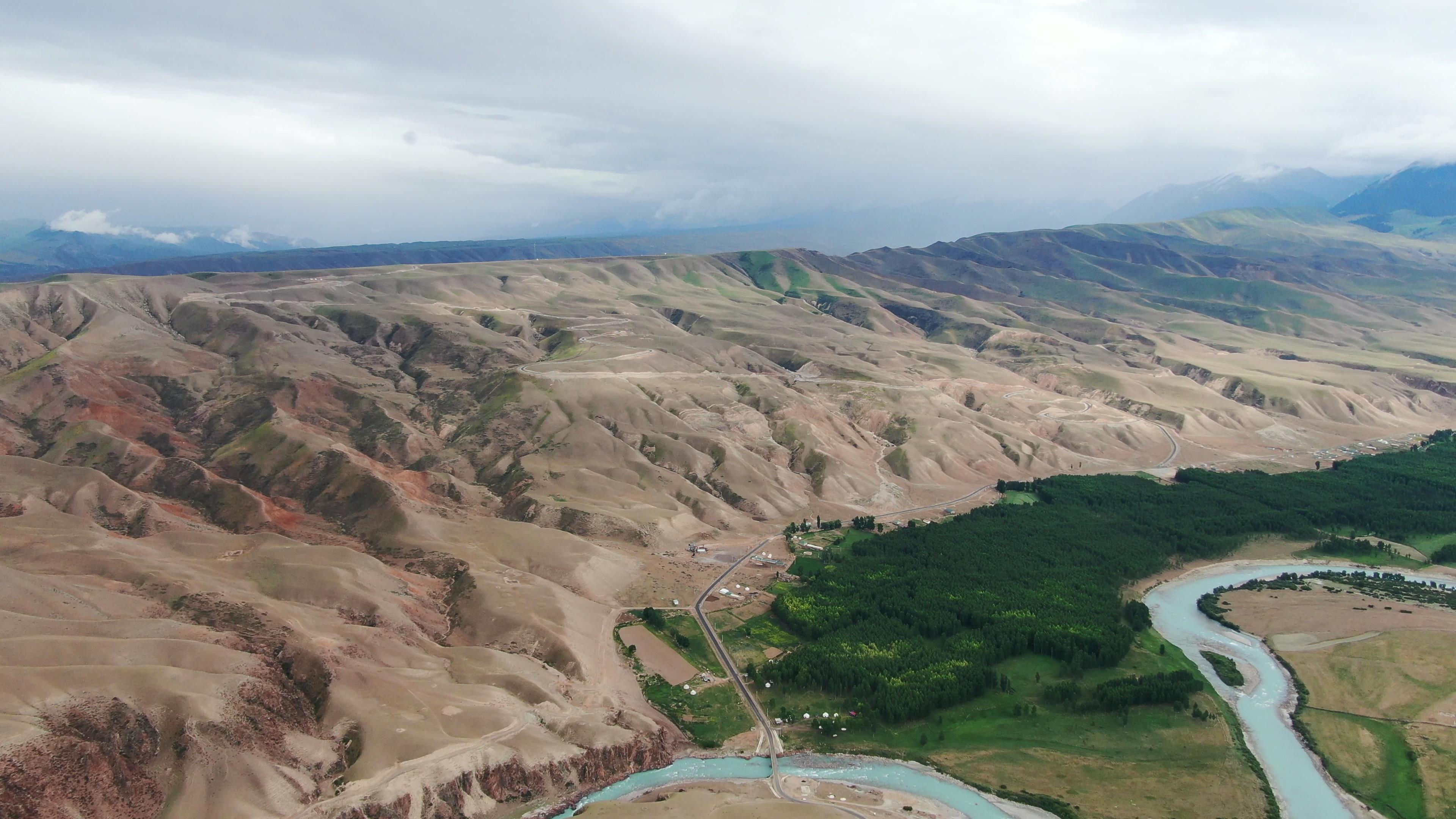 7月赴新疆南疆旅游_新疆南彊旅游