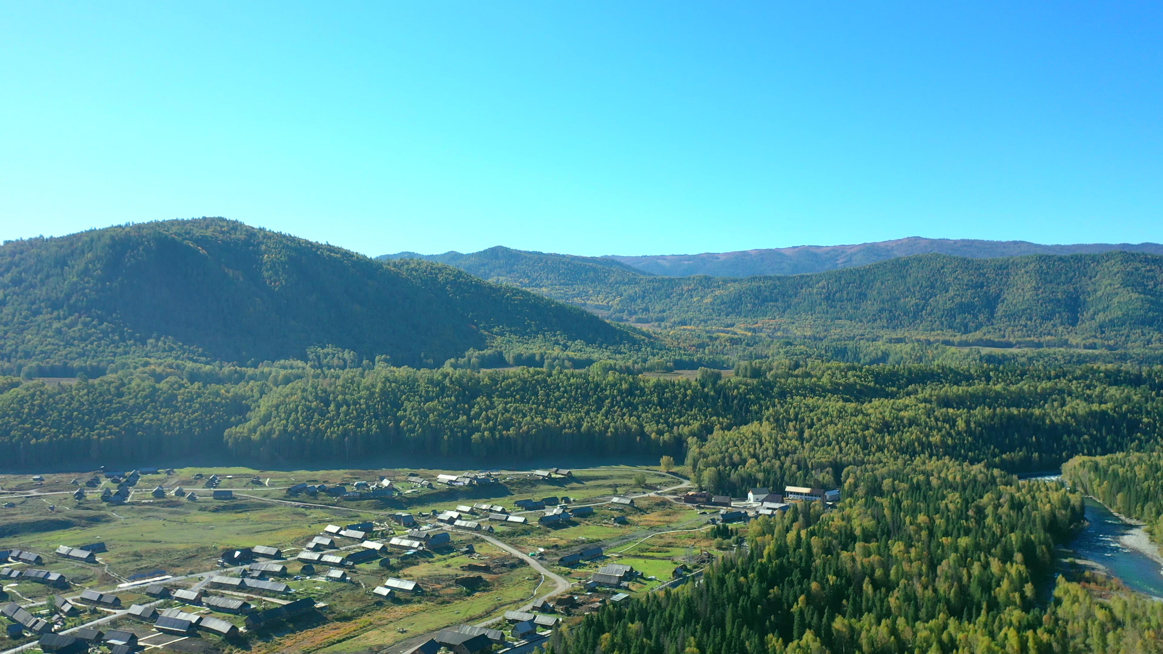 去新疆北疆的旅行團報價