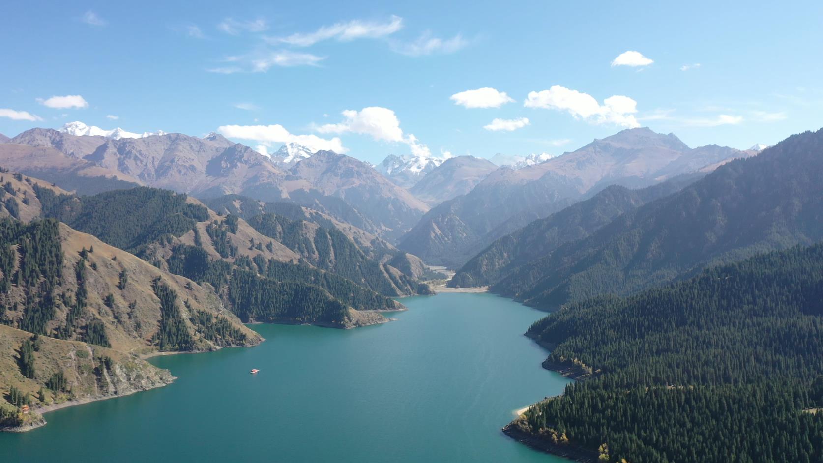 去賽里木湖的旅行團報價_賽里木湖旅游團