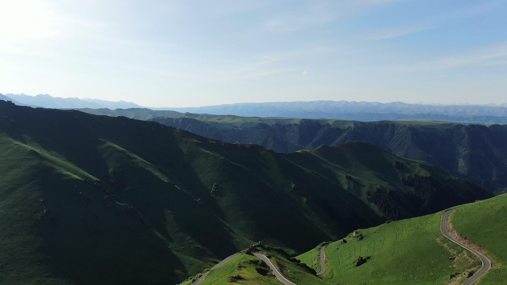 新疆旅游包車價錢_新疆旅游包車價錢多少