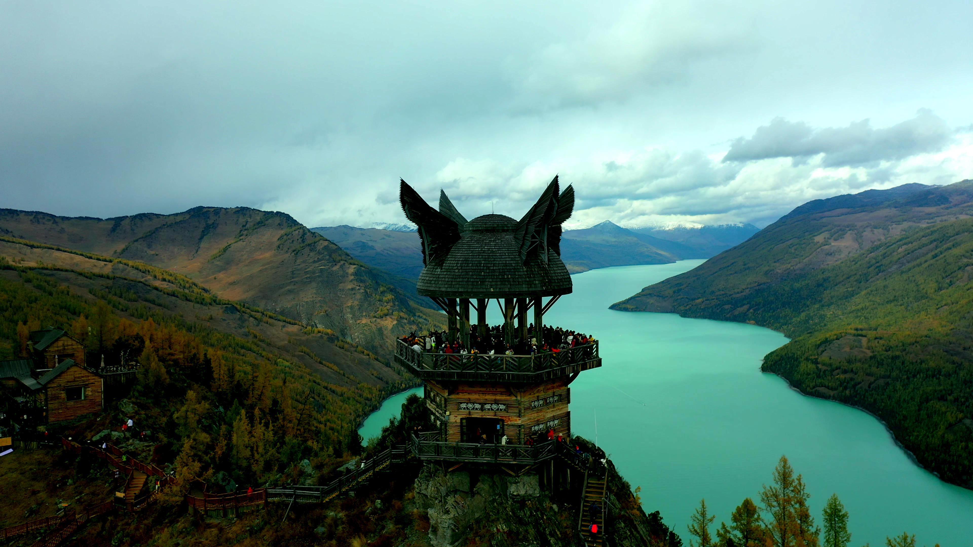 伊犁春節旅游多少錢_伊犁春節旅游多少錢一天