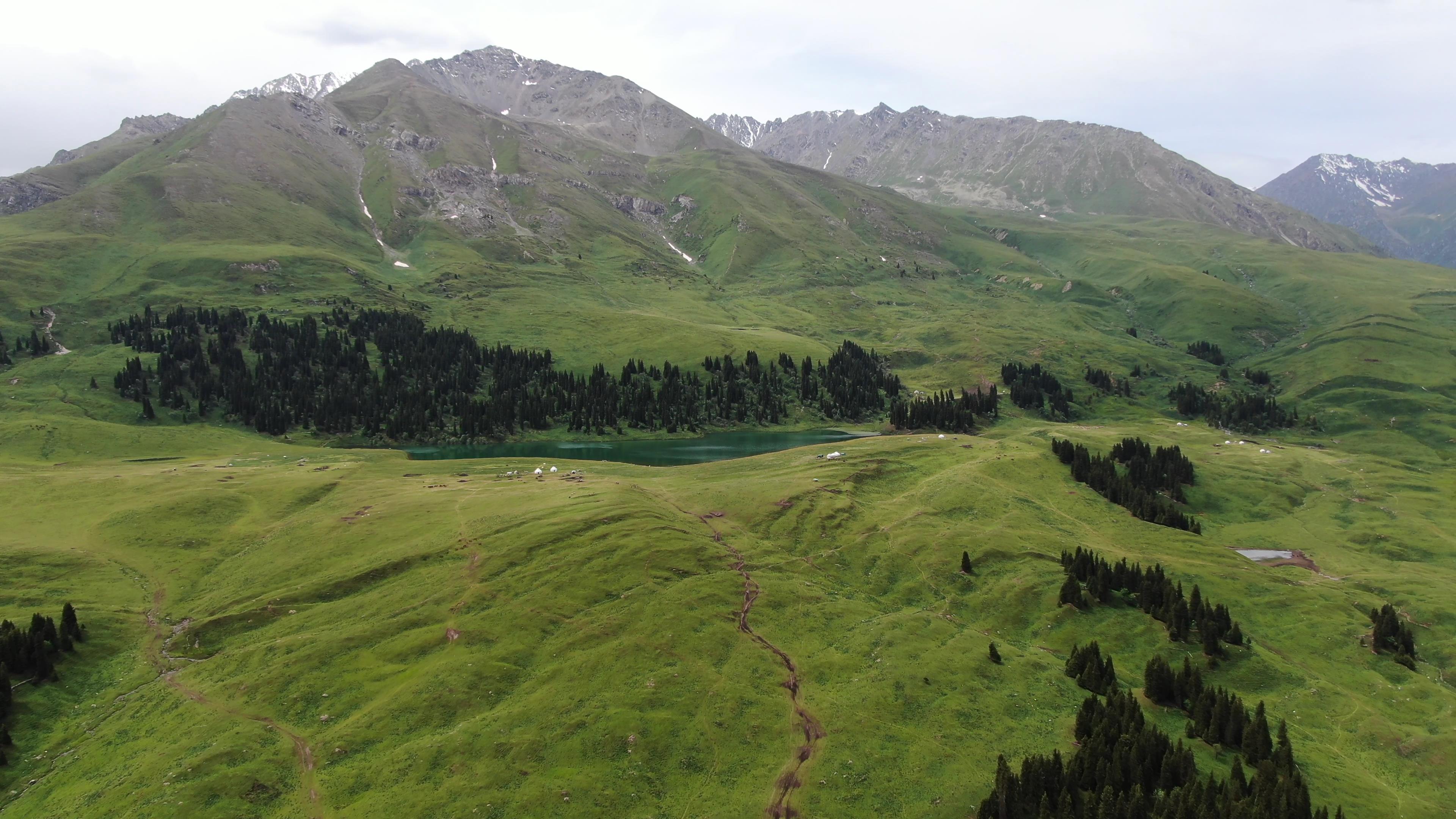 參團新疆旅游報價_新疆當地參團游多少錢