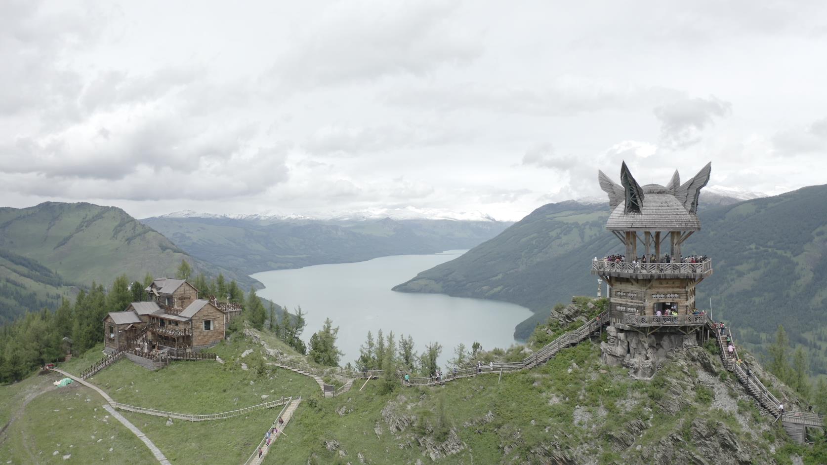 伊犁旅游隨團報價_伊犁旅游隨團報價表