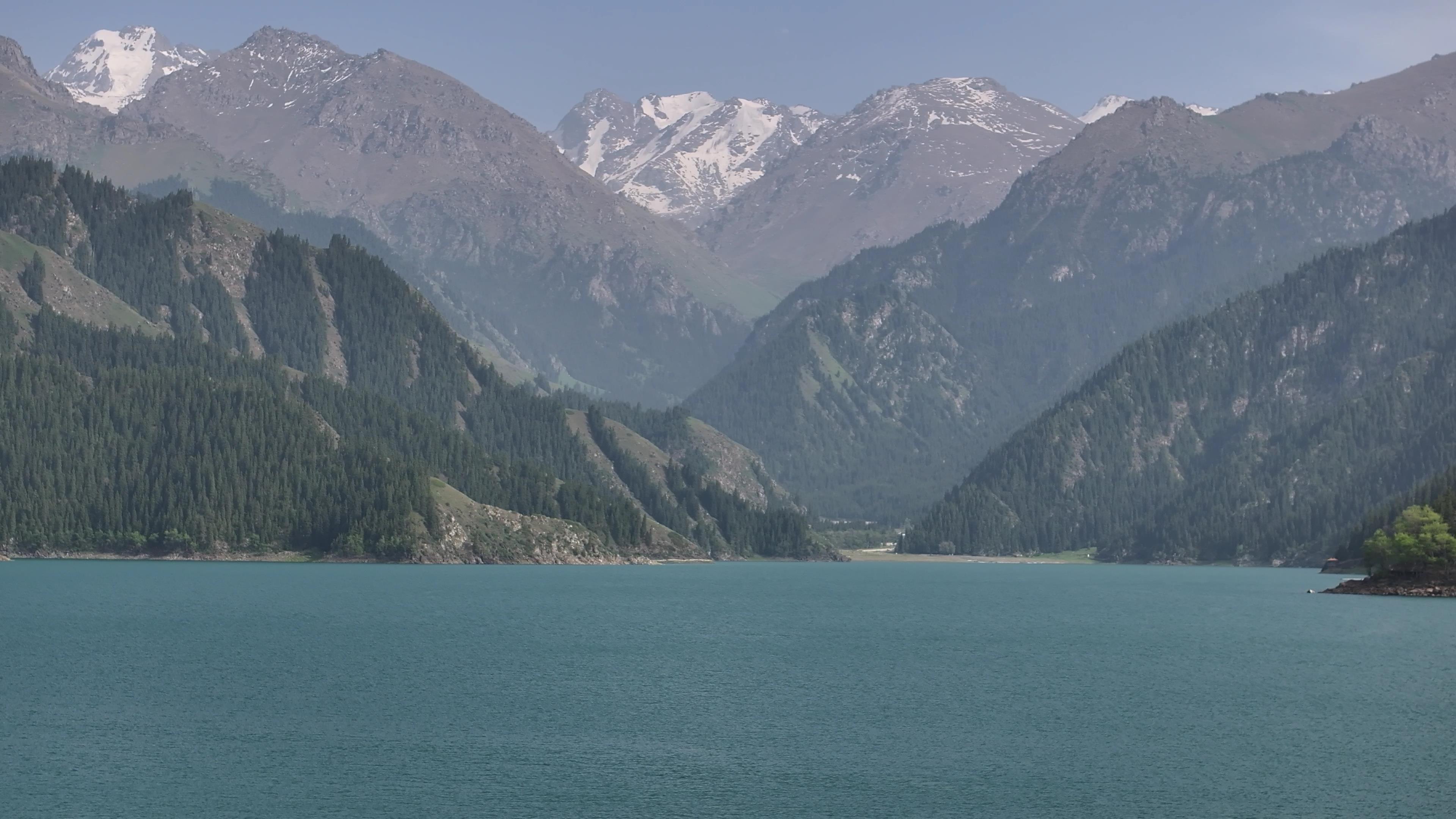 賽里木湖豪華旅游團費用_賽里木湖旅游公司