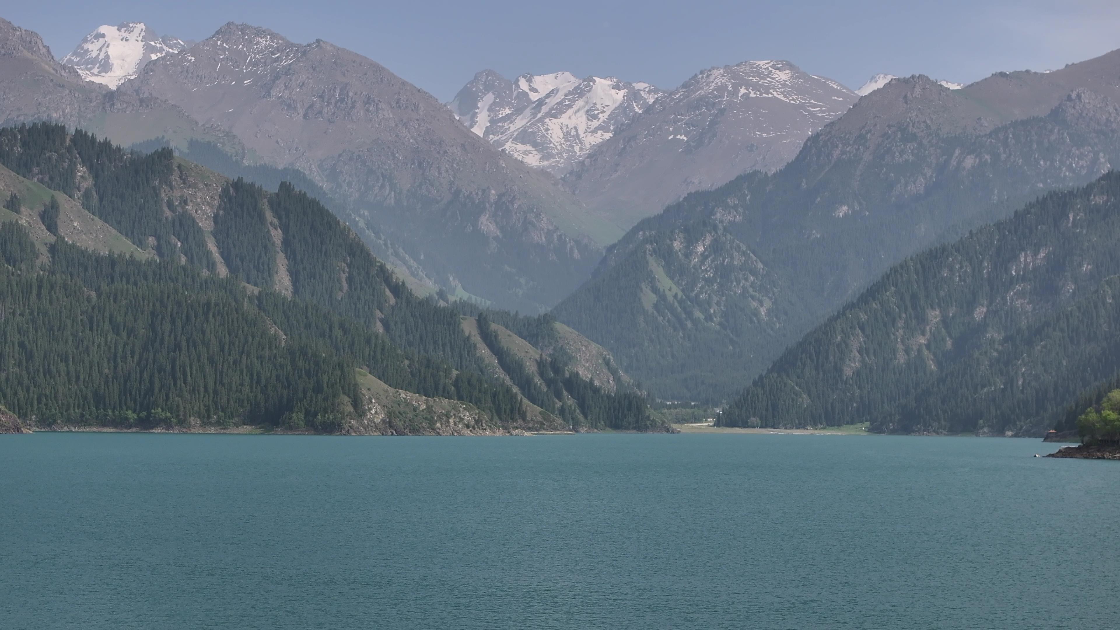 賽里木湖旅游小團報價_賽里木湖旅行