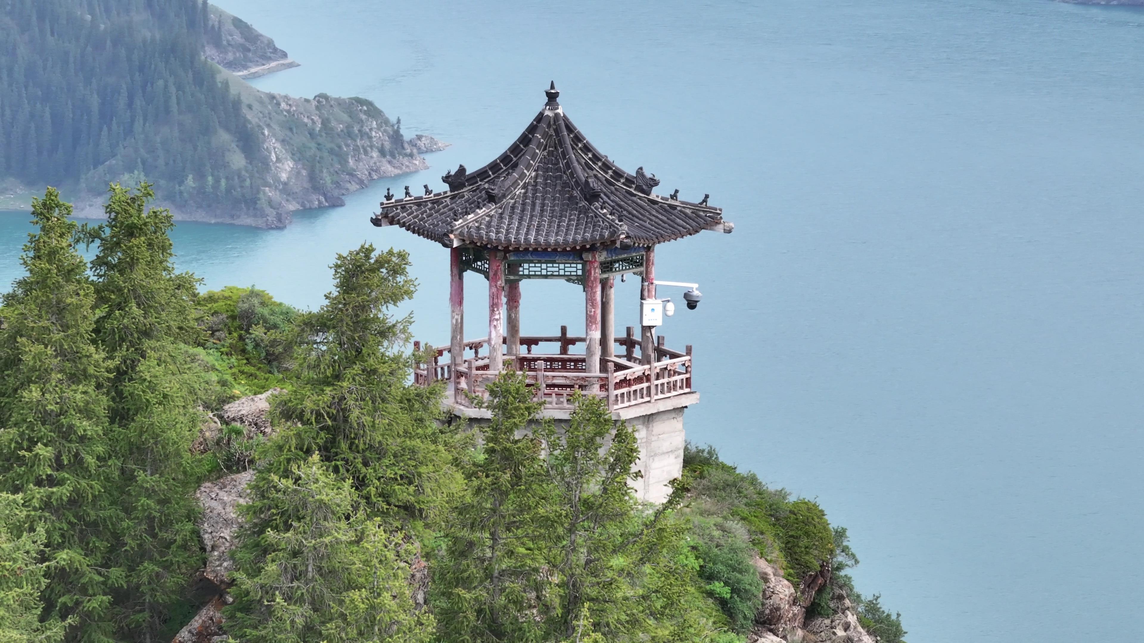 5月底賽里木湖旅游費用_賽里木湖旅游景點費用