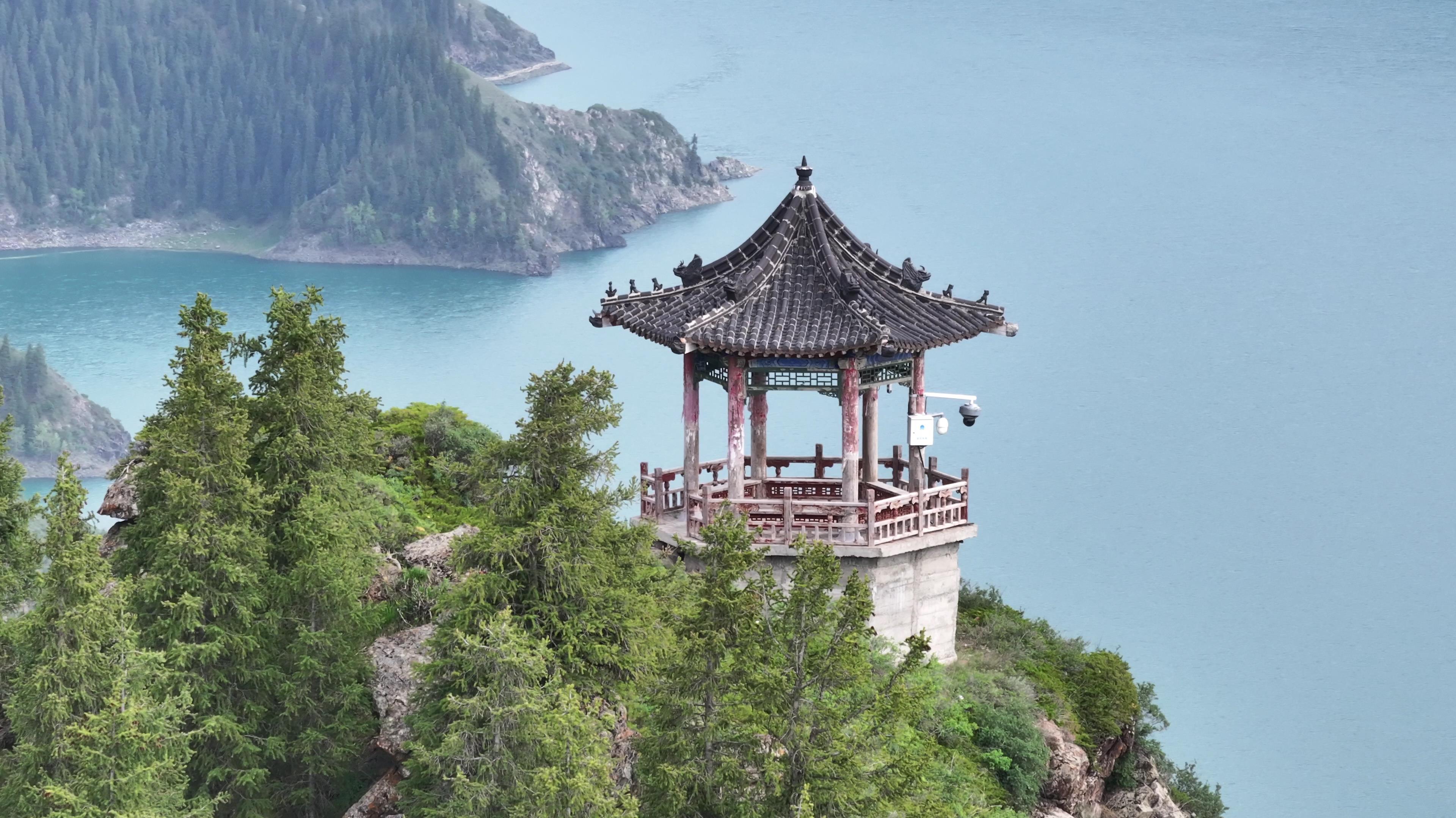 伊犁旅游跟團去_伊犁旅游跟團去哪里好