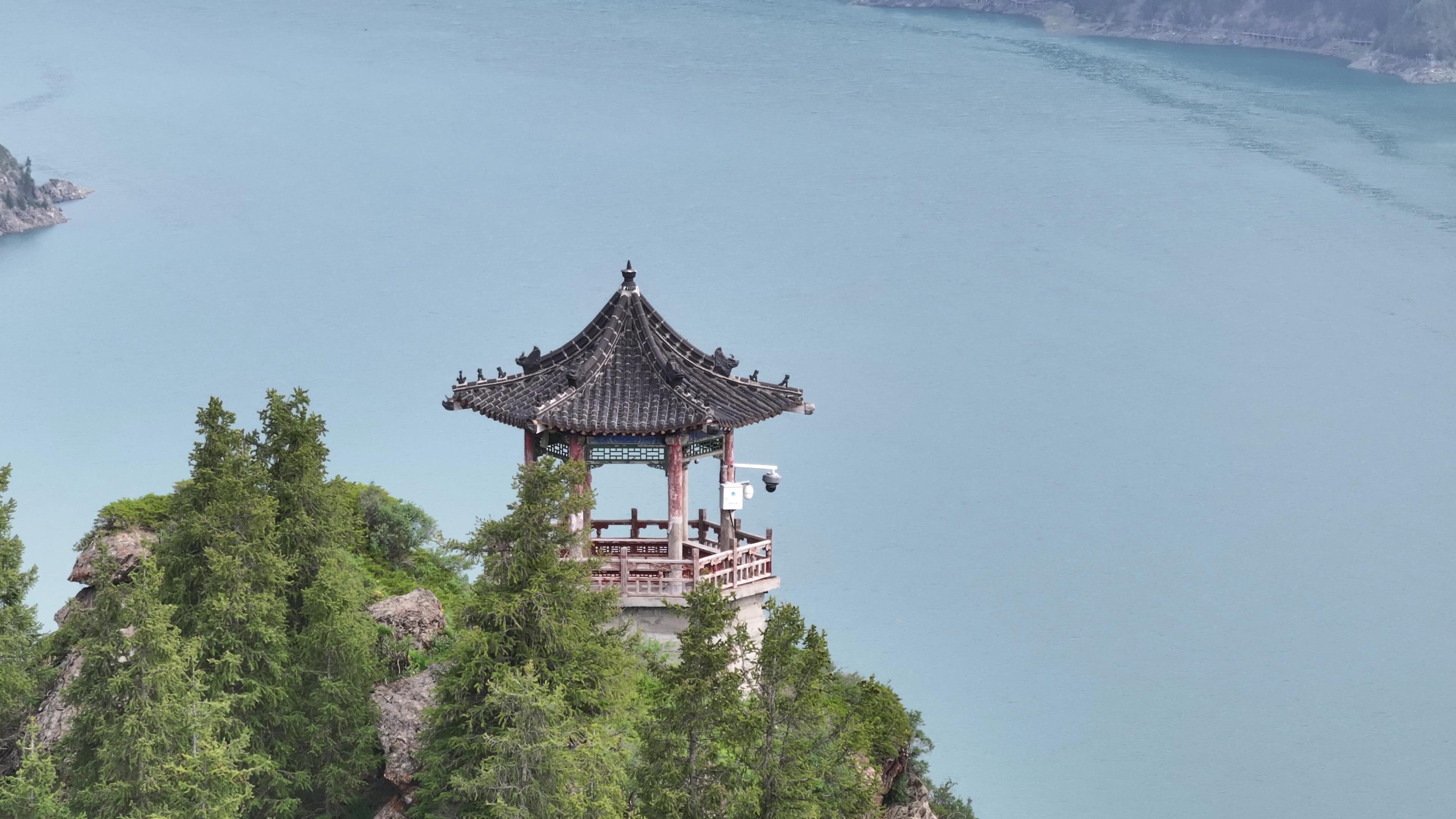 十一月份伊犁跟團旅游多少錢_十一月份伊犁跟團旅游多少錢一天