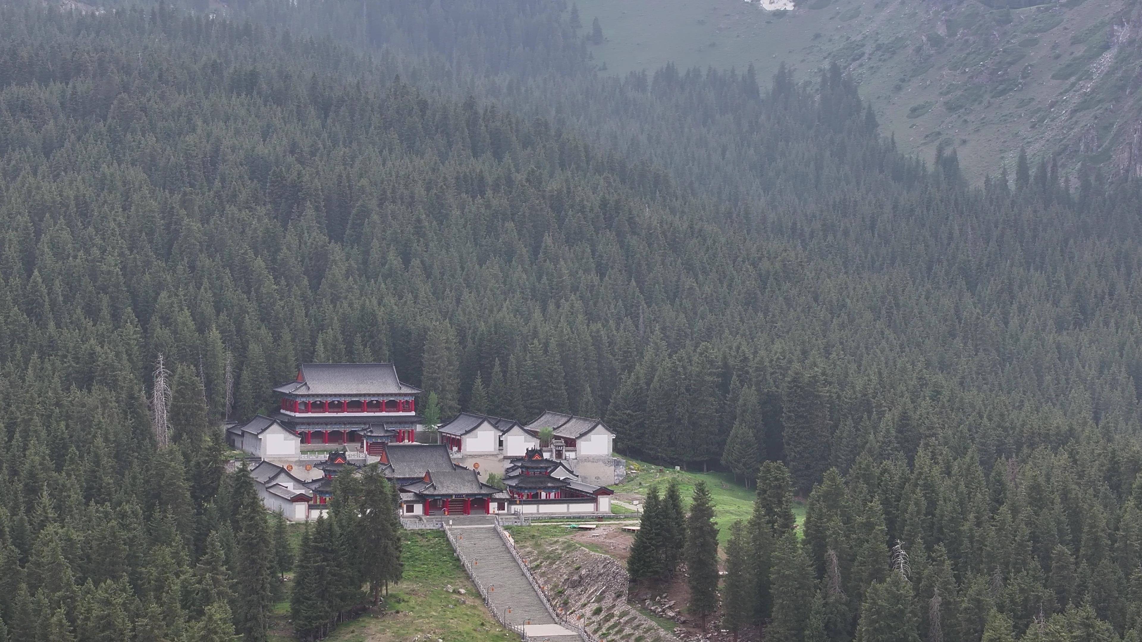 伊犁跟團旅游團多少錢_伊犁跟團旅游團多少錢一個月