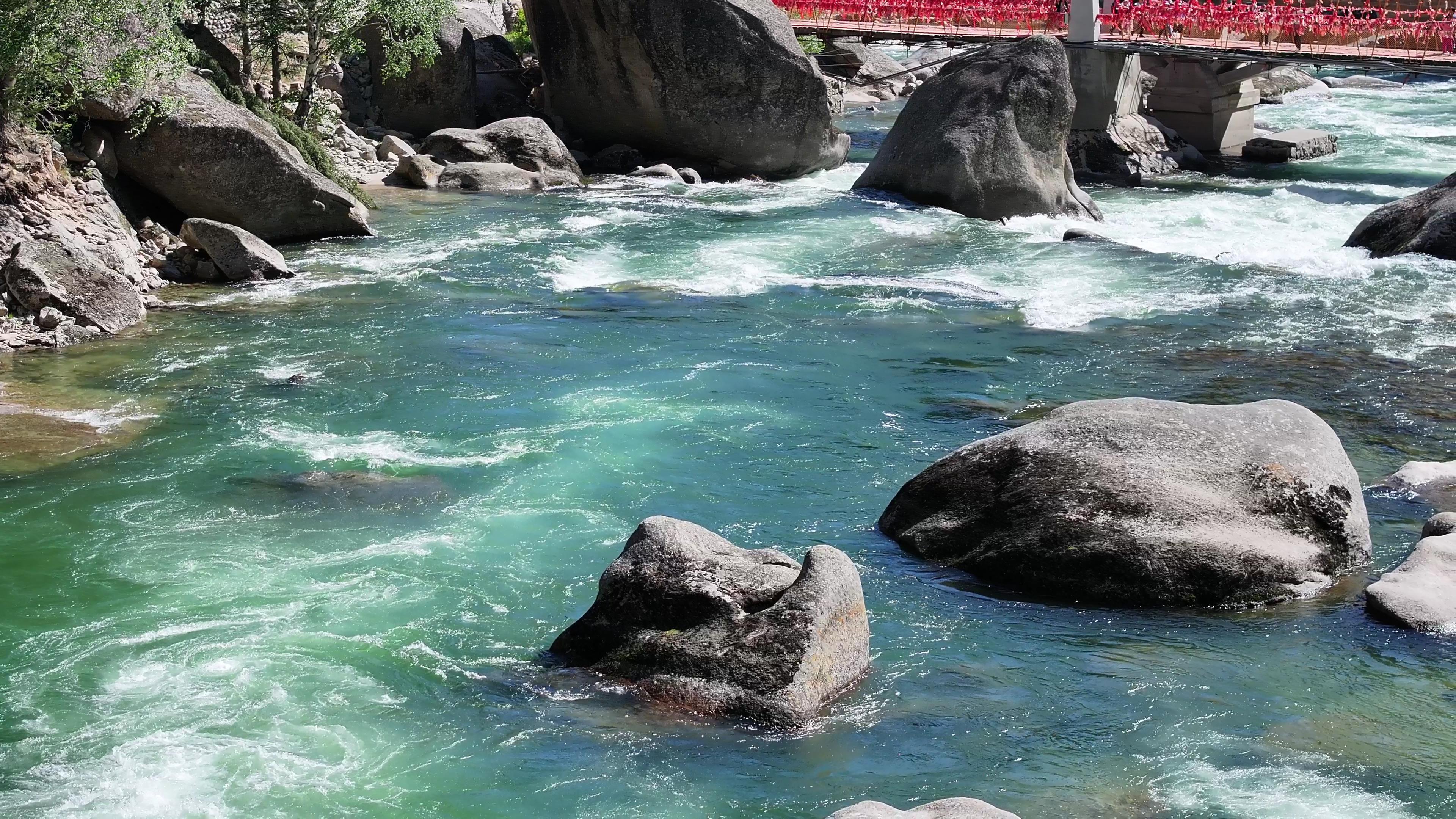 去那拉提的旅行團_去那拉提的旅行團多少錢