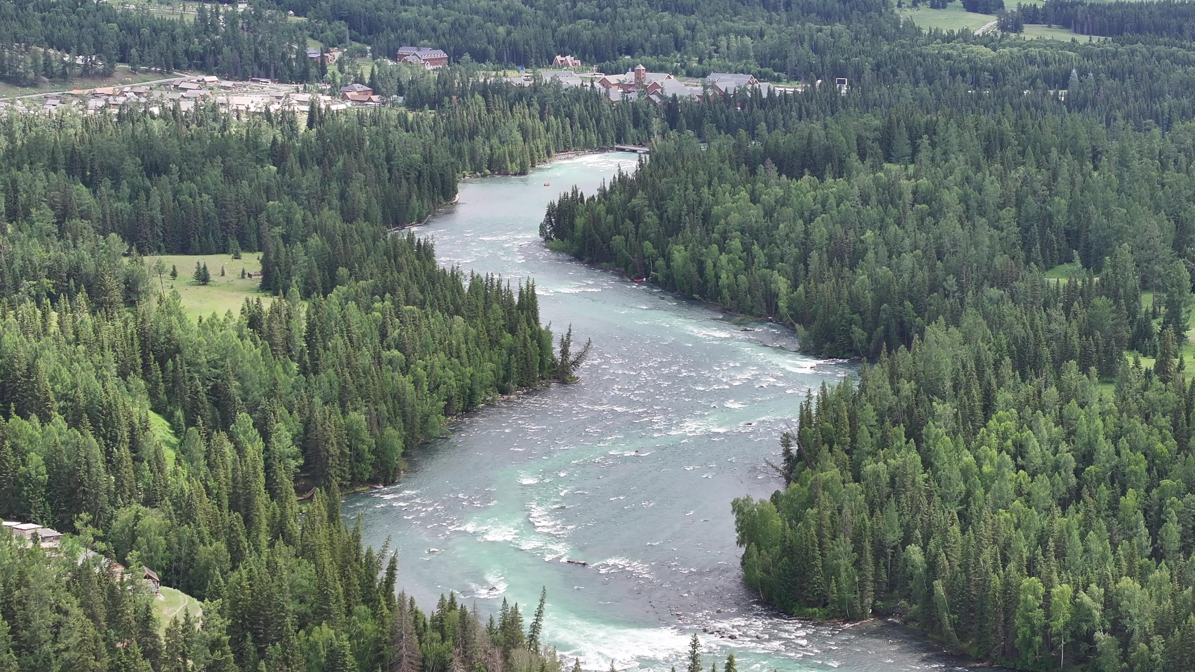 新疆八月份旅游合適嗎_新疆八月份旅游合適嗎最新消息