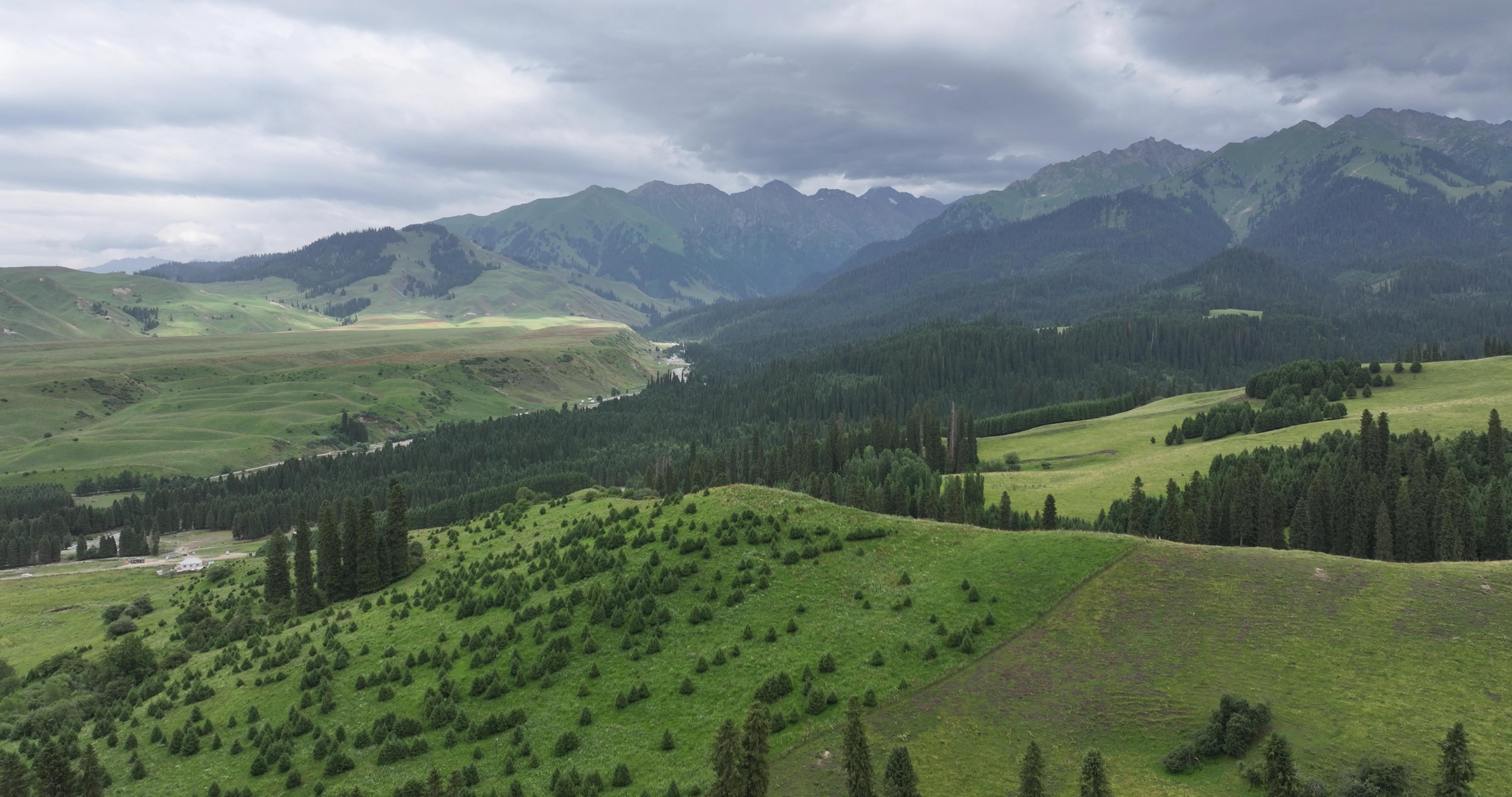 伊寧旅游跟團十四天游多少錢_伊寧旅游跟團十四天游多少錢一個月