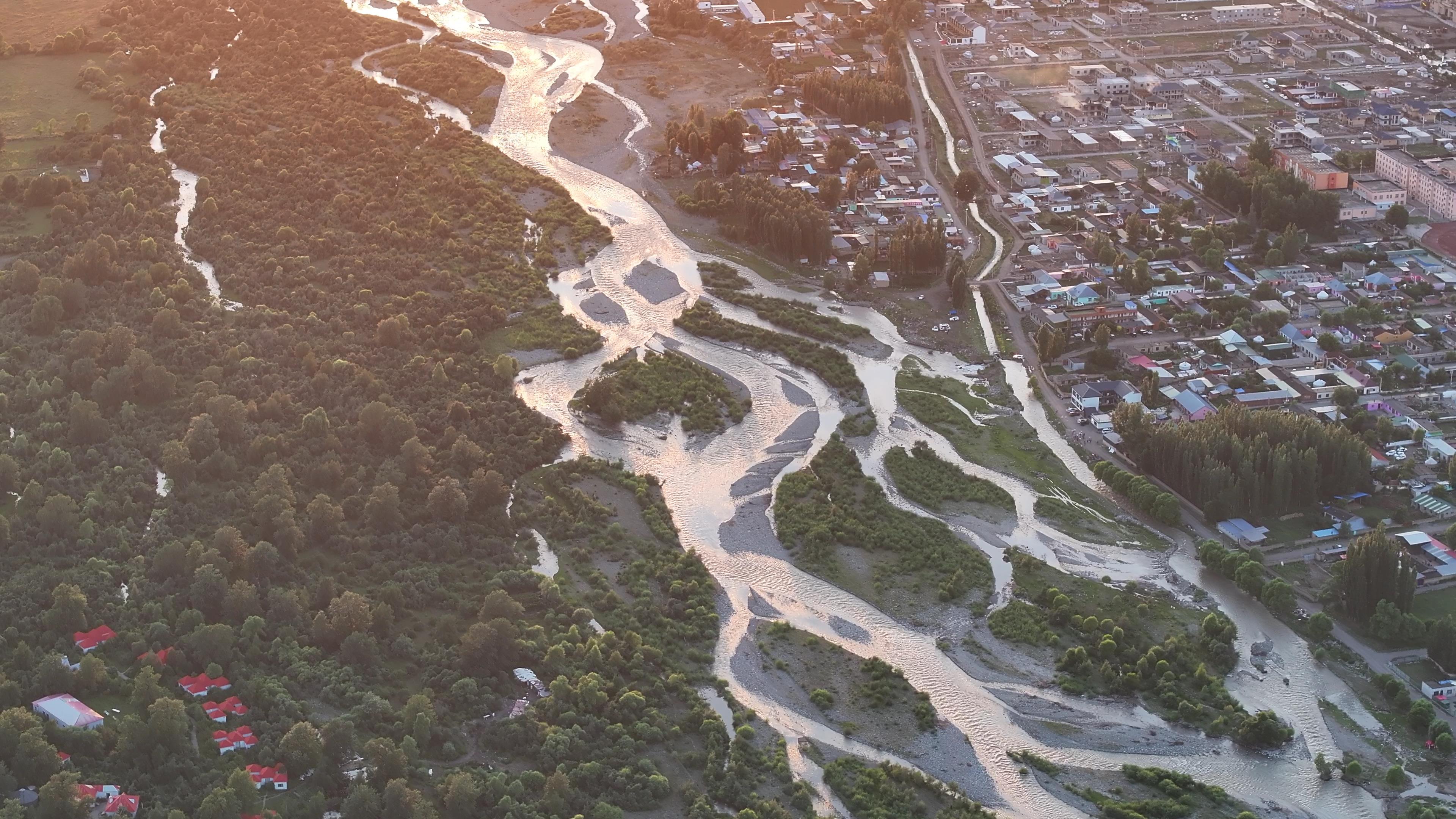 新疆旅游一次多少錢_新疆旅游一次多少錢啊