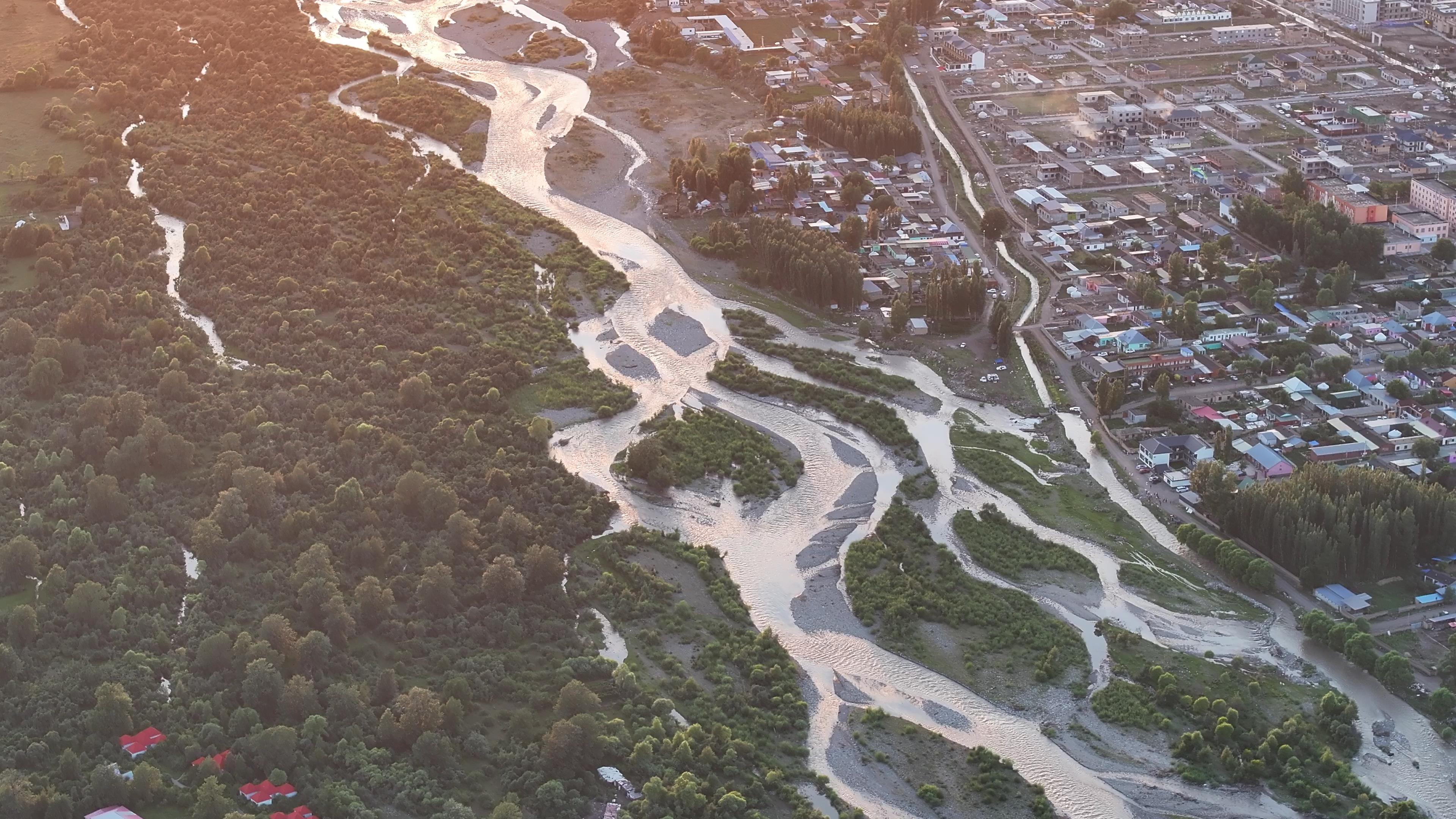 三月去那拉提旅游路線價格_三月去那拉提旅游路線價格多少