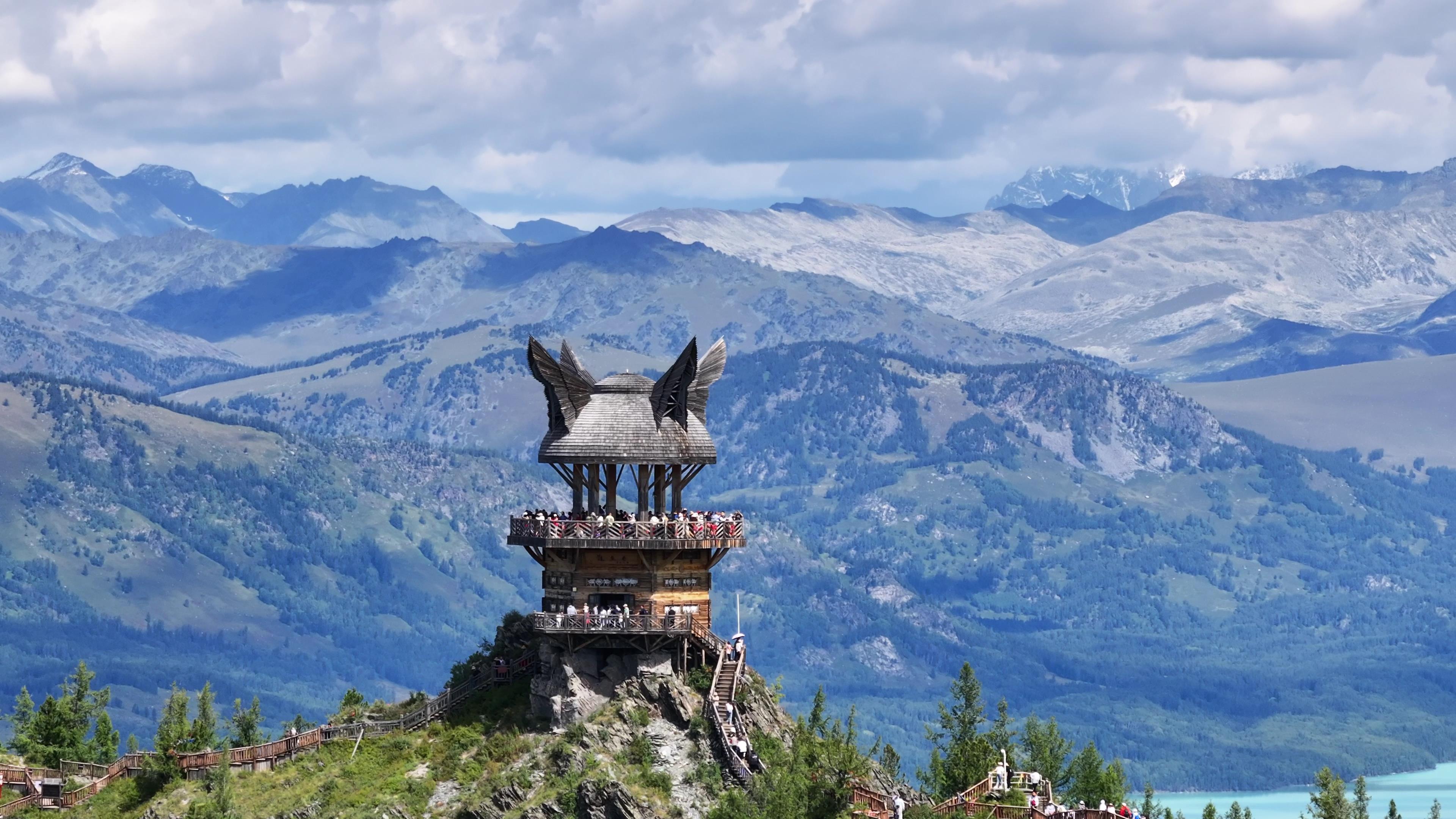 秋季那拉提旅行多少錢_那拉提秋景