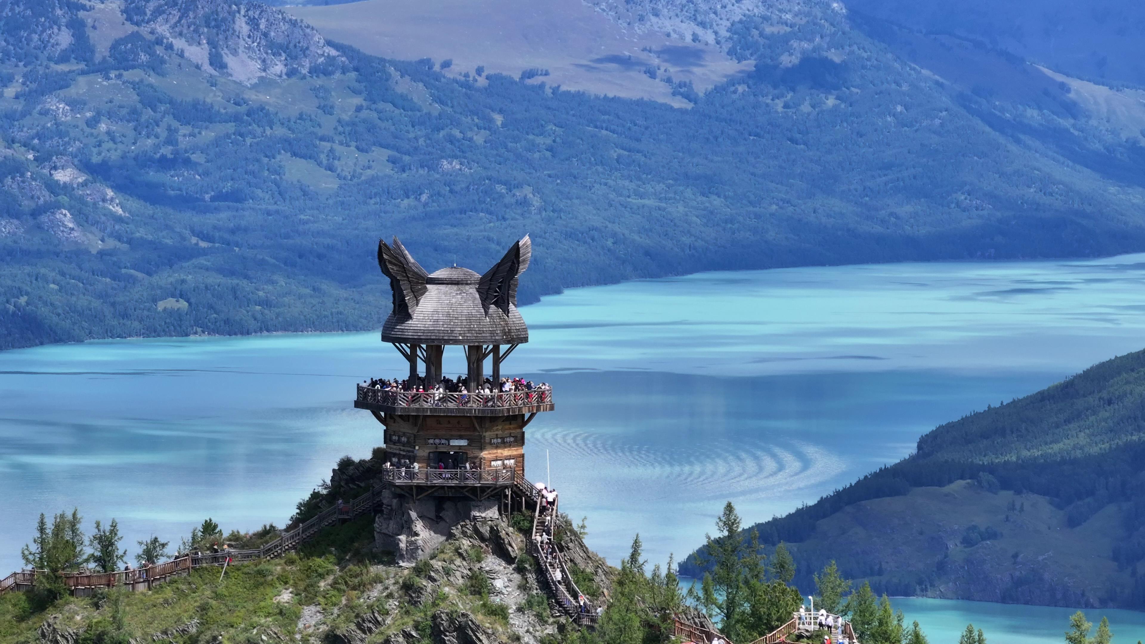 九月伊犁旅游_九月伊犁旅游攻略