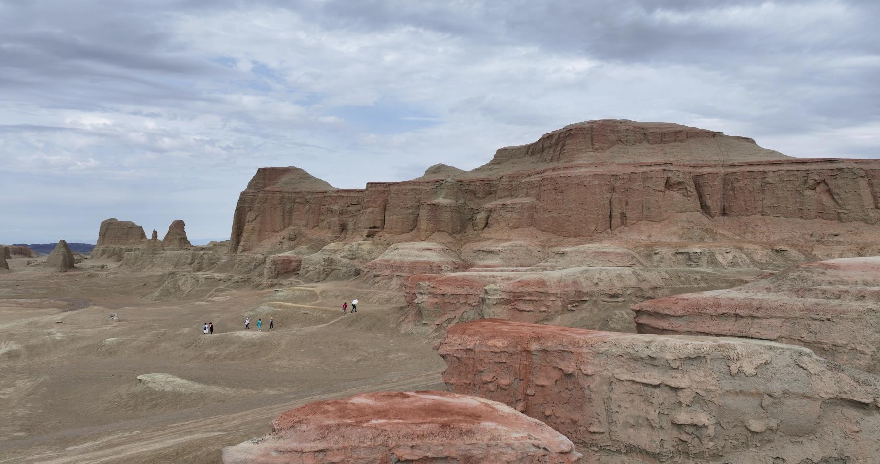 秋季新疆南疆旅游多少錢_新疆南彊旅游