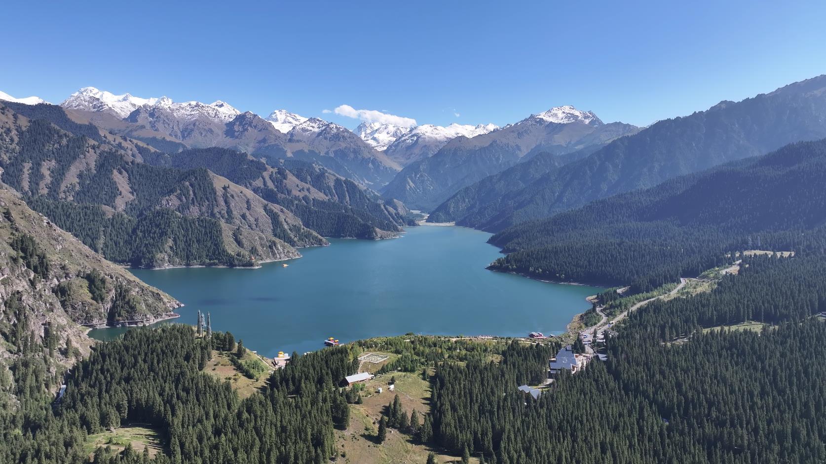 賽里木湖春節跟團游費用_賽里木湖旅游團