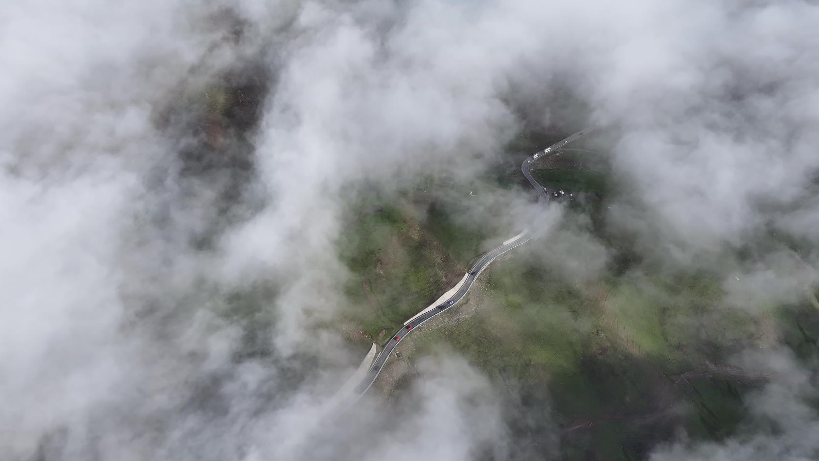 跟團去新疆旅游靠譜嗎_跟團去新疆旅游累嗎