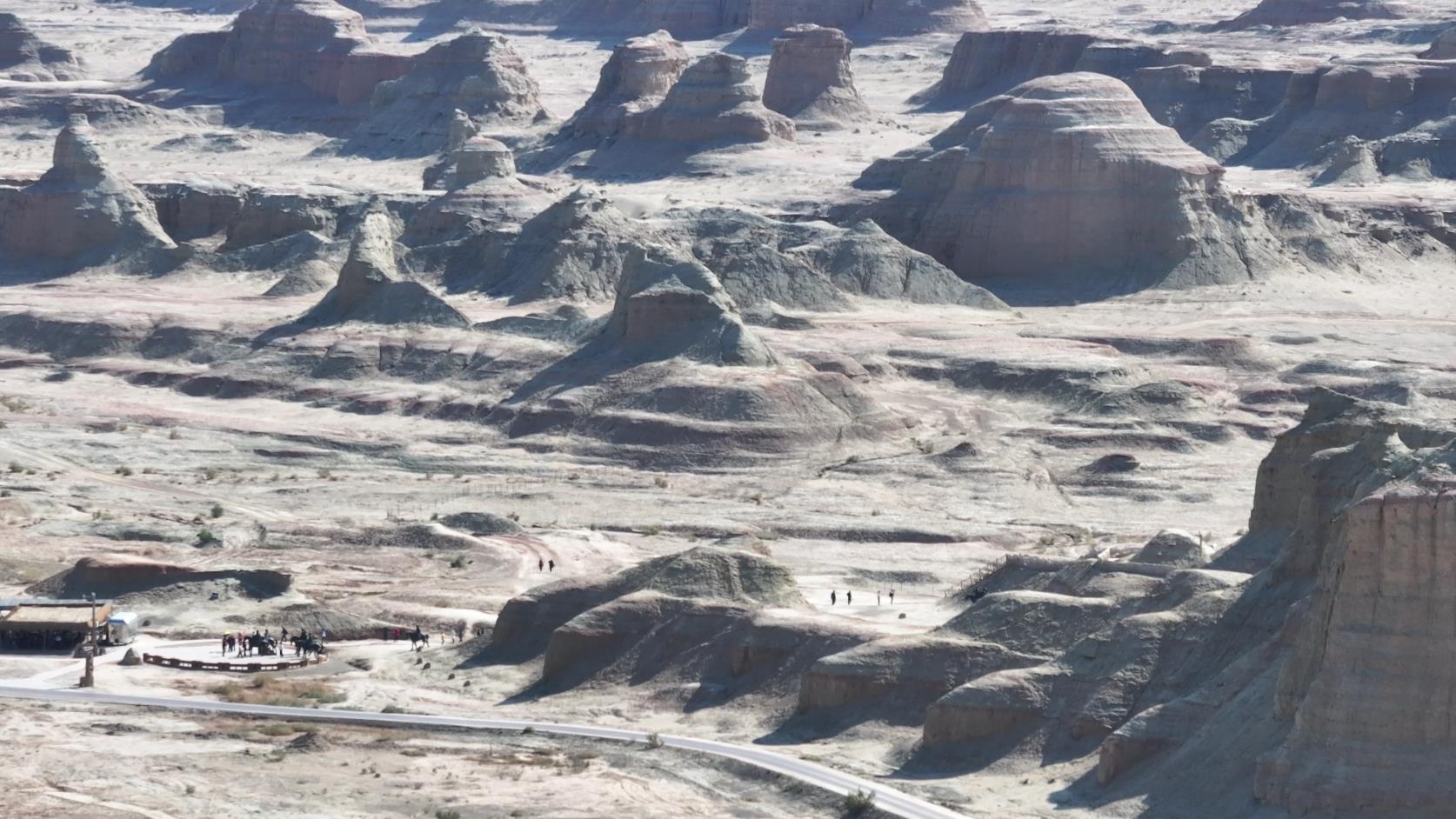 秋季新疆北疆旅行多少錢_新疆北部旅游要多少錢