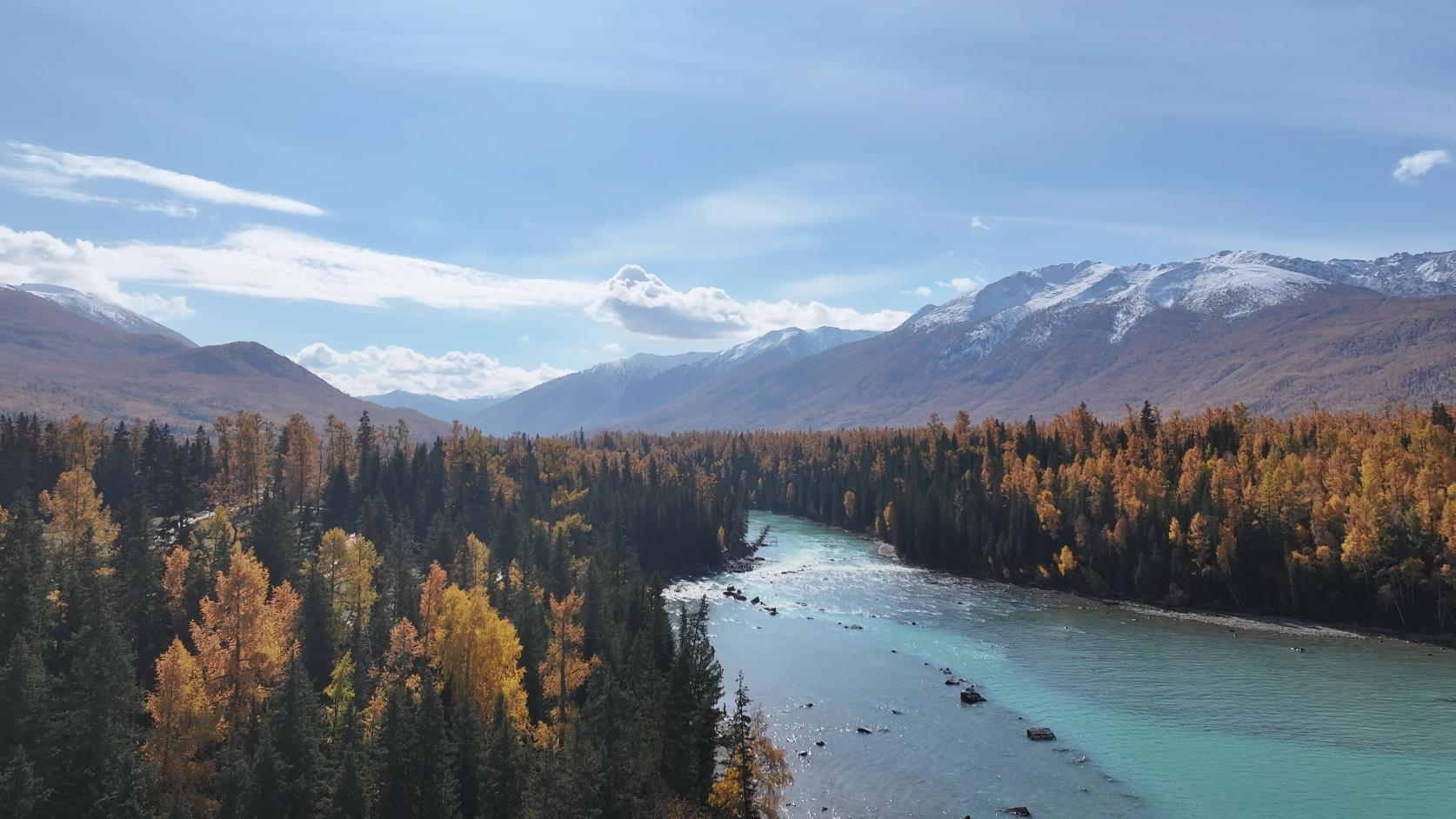 十二月賽里木湖組團旅游多少錢_12月的賽里木湖