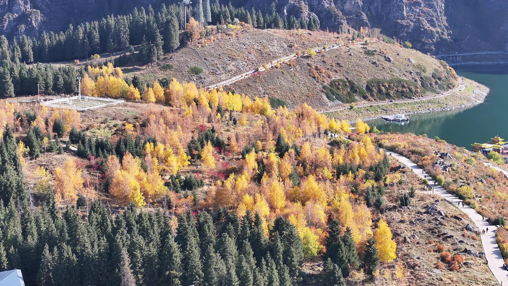 秋季新疆南疆旅行多少錢_新疆南彊旅游