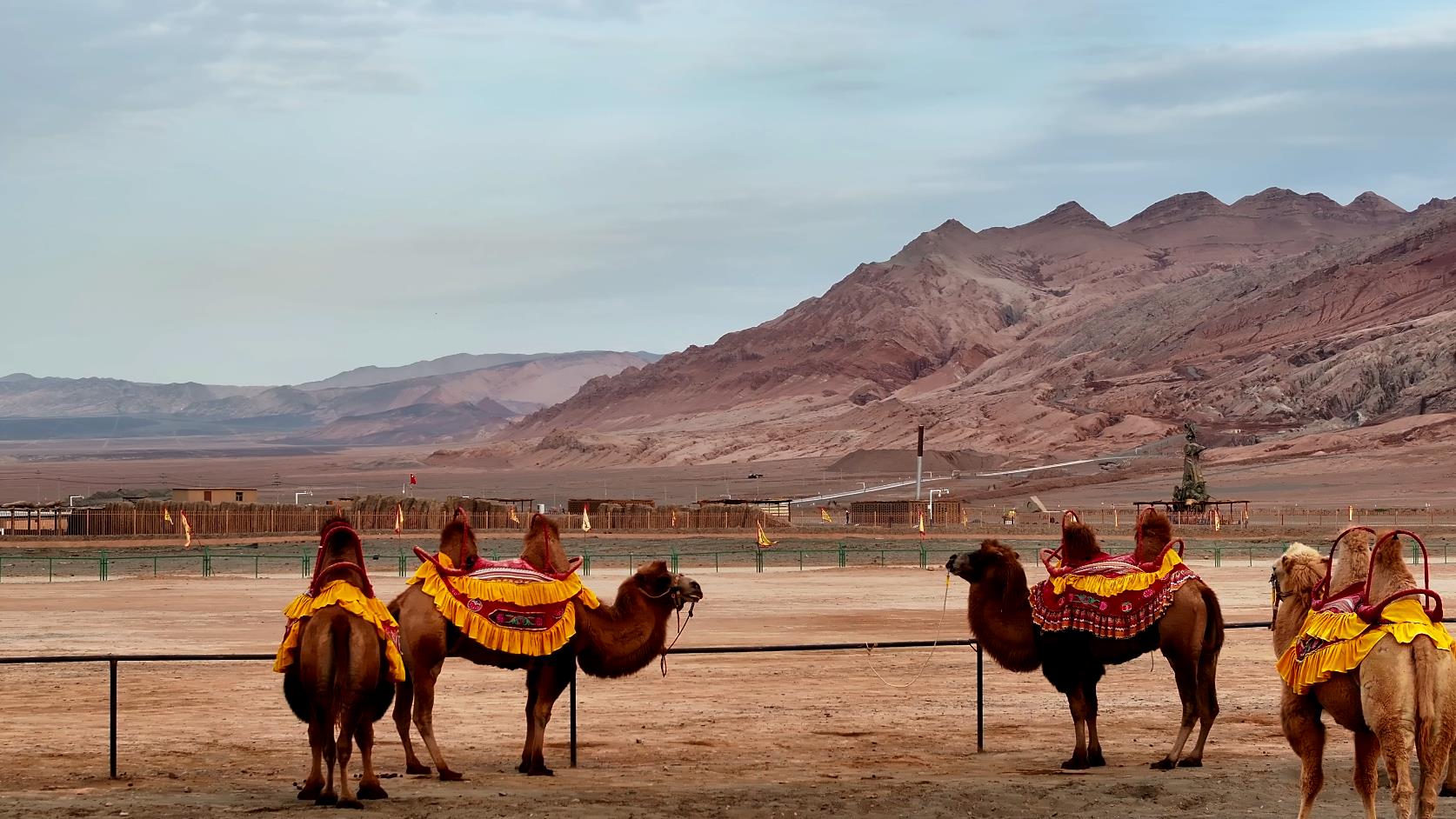 團購 伊犁 旅游_伊犁旅游團報價