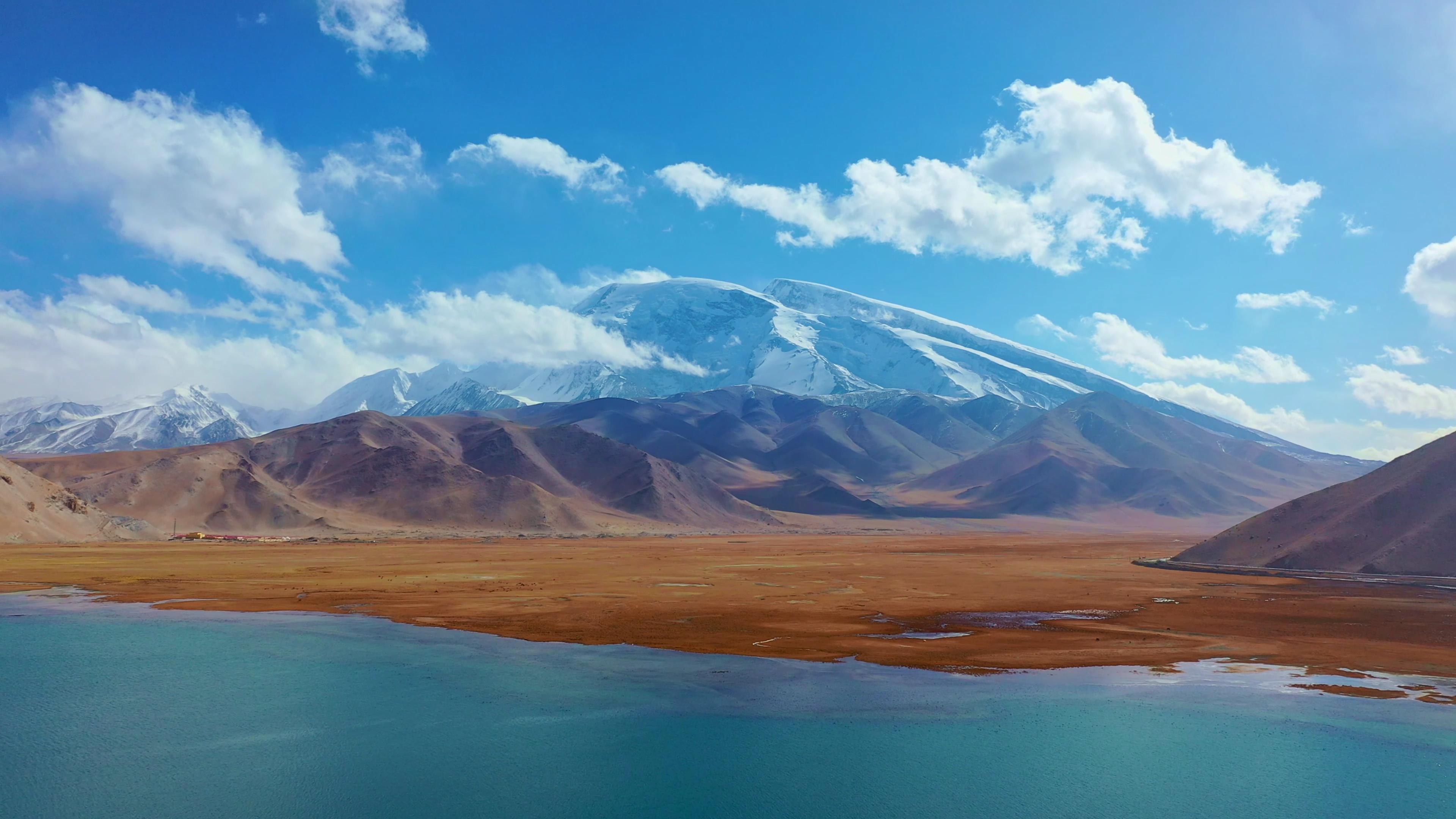 十月中旬去賽里木湖旅游多少錢_十月中旬去賽里木湖旅游多少錢啊